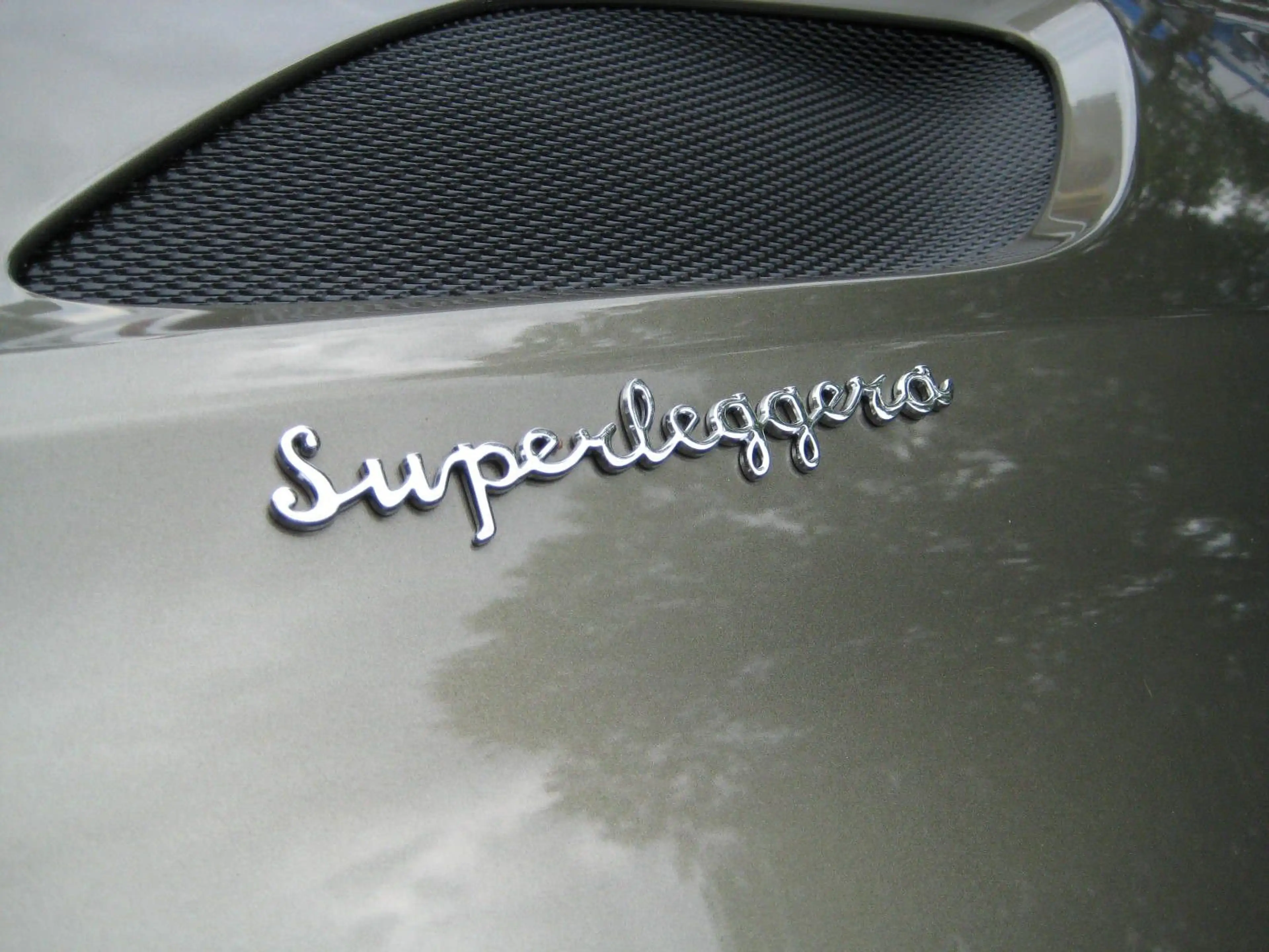 Aston Martin DBS Superleggera 5.2 V12, Carbon, B&O, Ceramic — photo 8