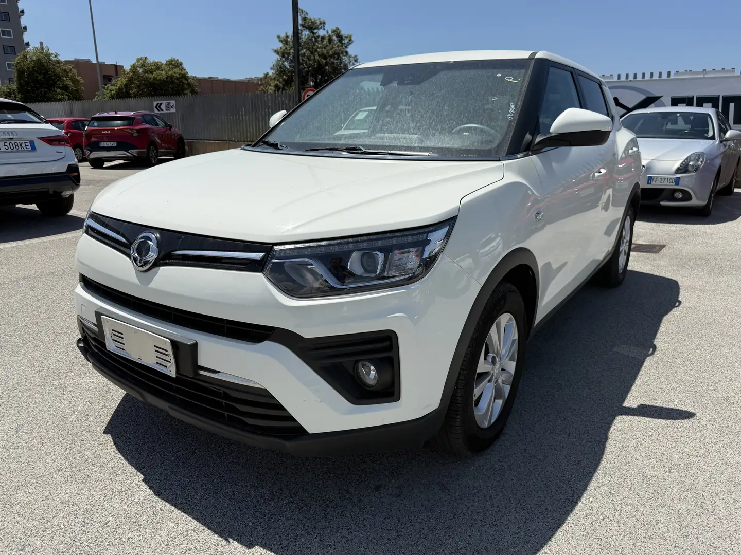 SsangYong Tivoli 1.6 Exclusive 2wd Bianco - 1