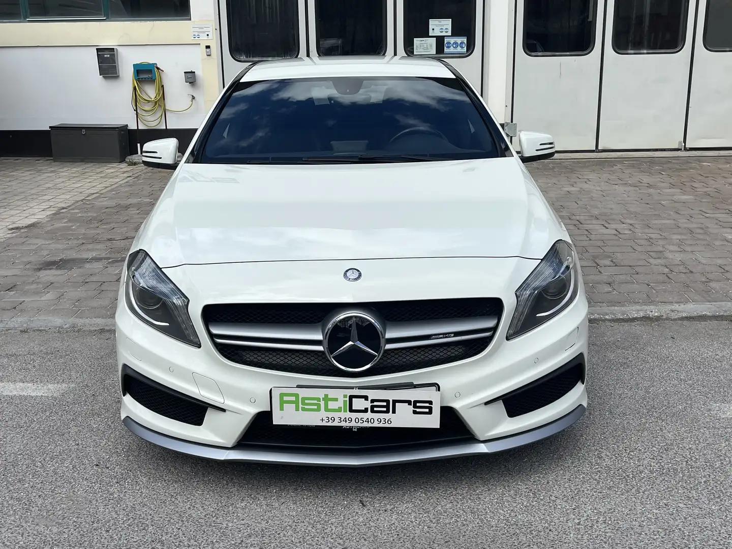 Mercedes-Benz A 45 AMG 4Matic Xenon Navi Performance Bílá - 2