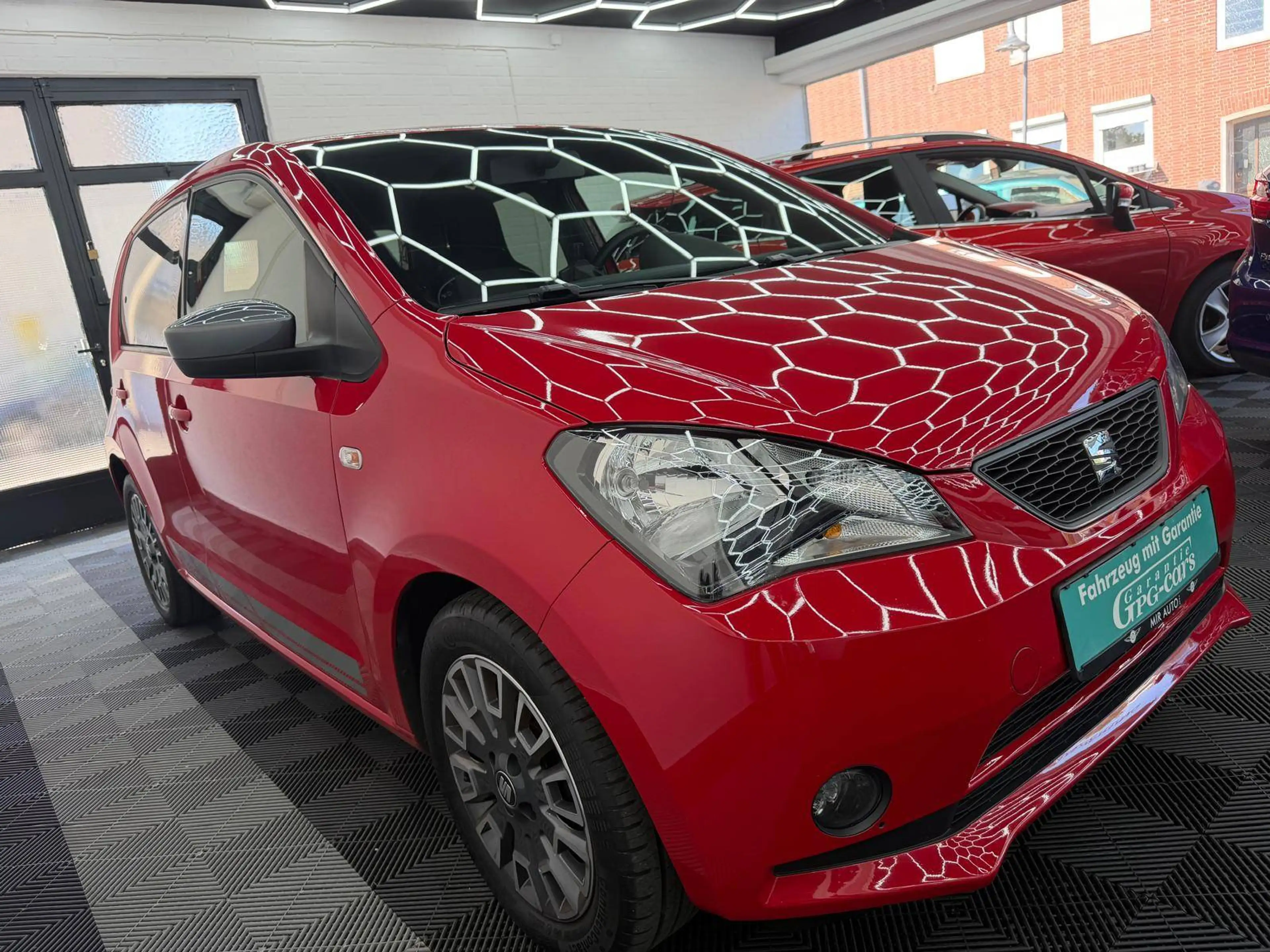 SEAT Mii Chic*Alu*Lichtautomatik*PDC*Sitzheizung*Tempomat*Sehr gepflegt — photo 3