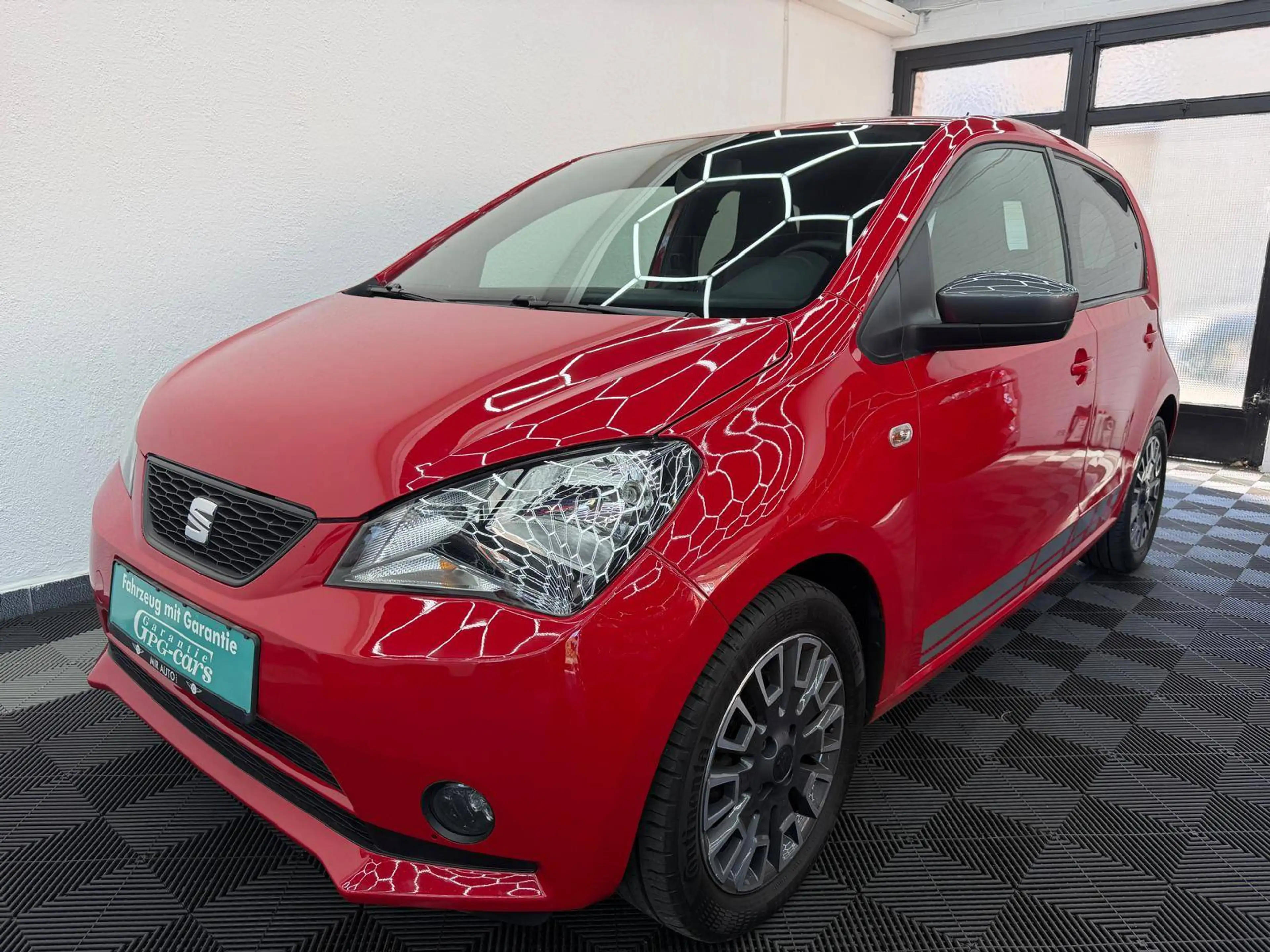 SEAT Mii Chic*Alu*Lichtautomatik*PDC*Sitzheizung*Tempomat*Sehr gepflegt