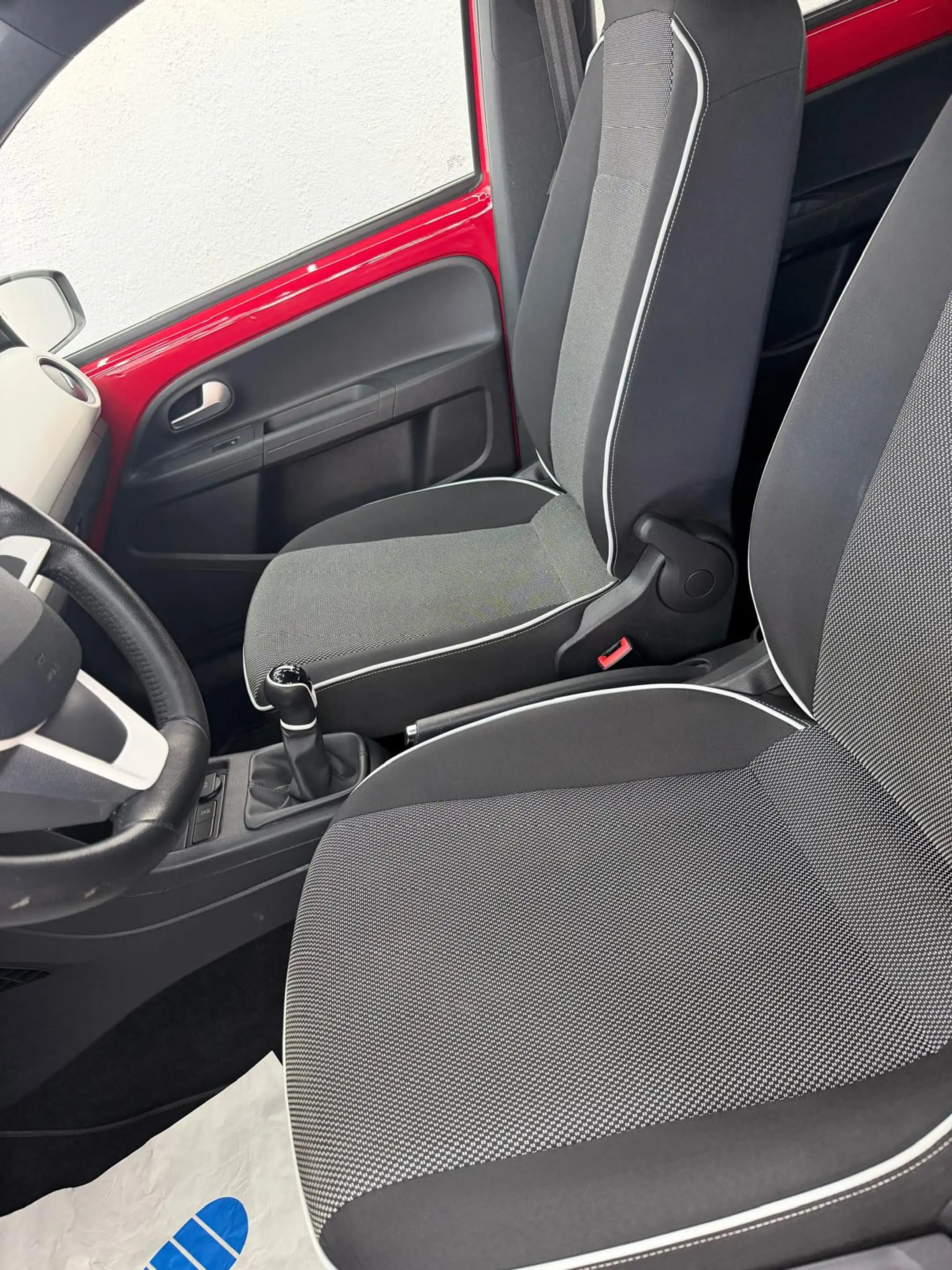 SEAT Mii Chic*Alu*Lichtautomatik*PDC*Sitzheizung*Tempomat*Sehr gepflegt — photo 7