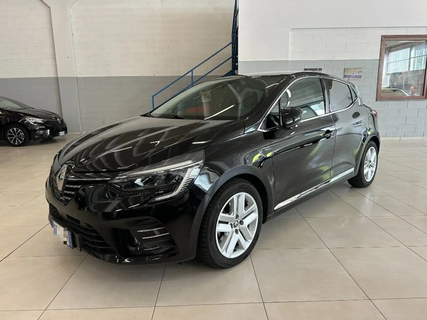 Renault Clio Full Hybrid E-Tech 140 CV 5 porte Intens Nero - 1