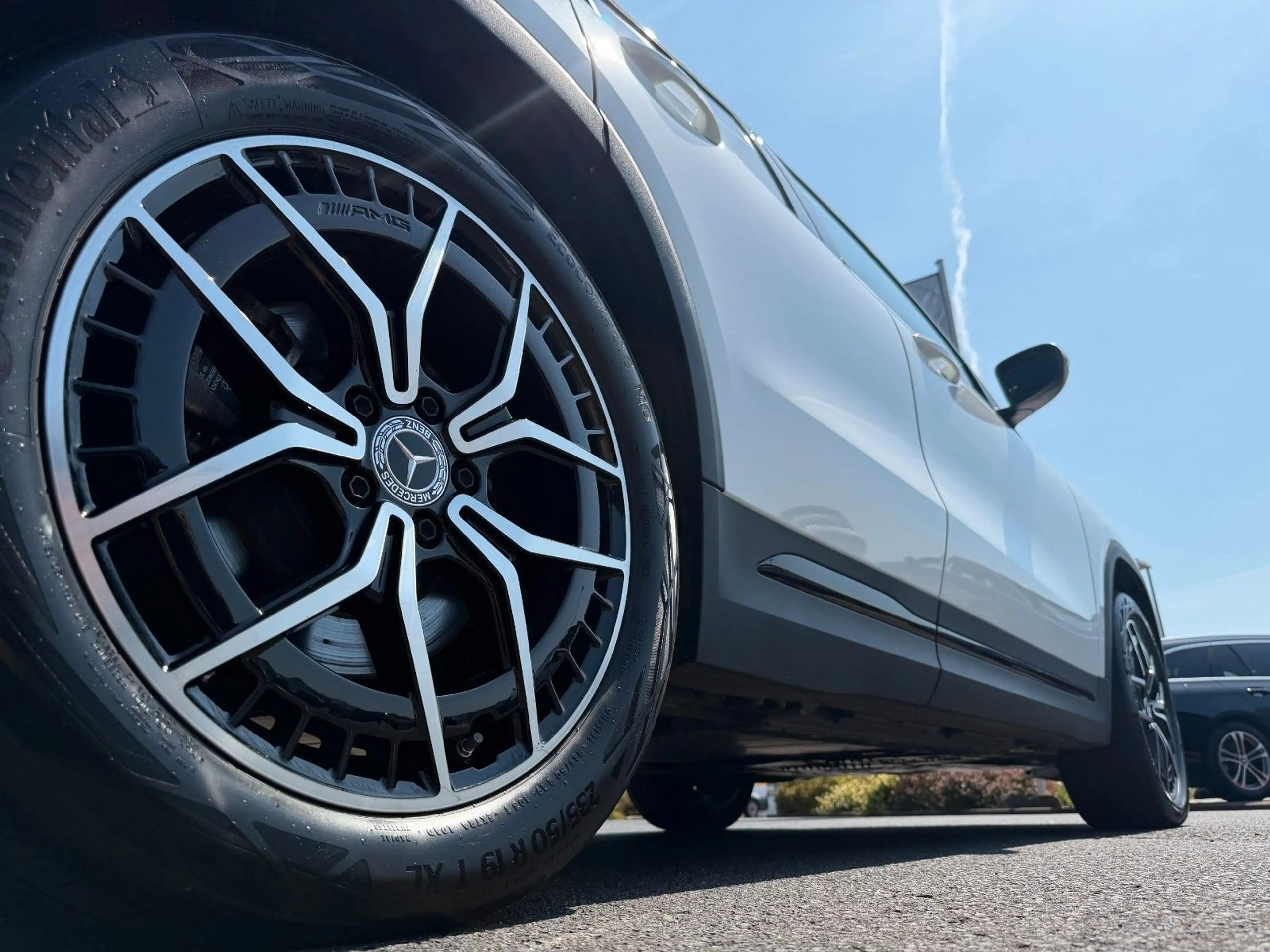 Mercedes-Benz EQA 300 4M Progressive+19AMG+RKF+TotW+Ambiente+ — photo 5