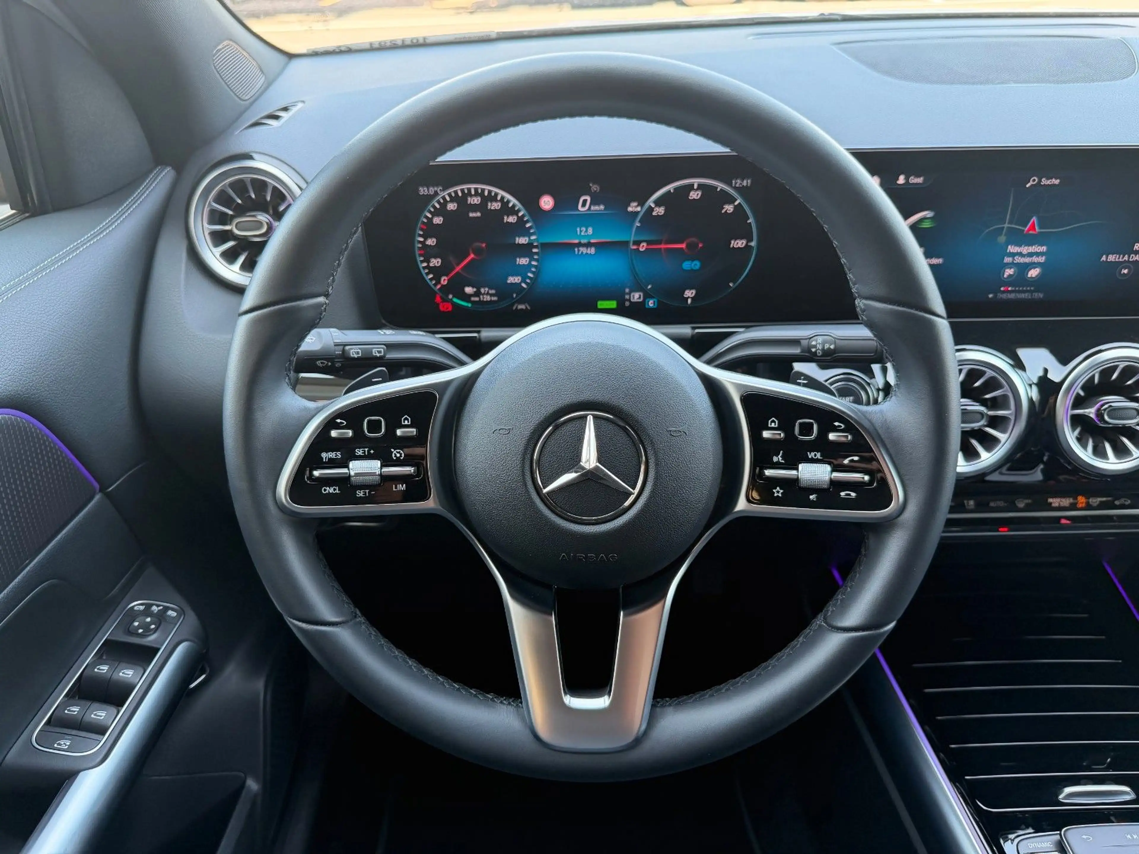Mercedes-Benz EQA 300 4M Progressive+19AMG+RKF+TotW+Ambiente+ — photo 14