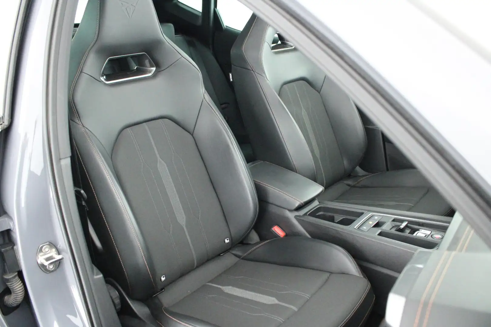 CUPRA Formentor 1.4 e-Hybrid 245pk VZ Performance Panoramadak Came Gris - 2