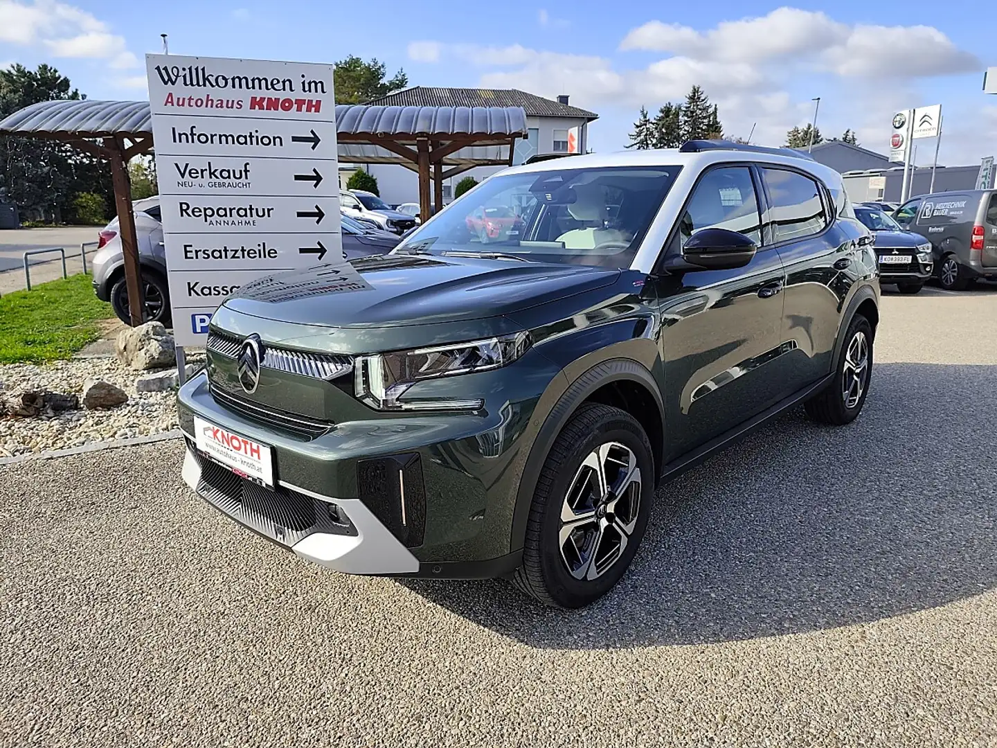 Citroën C3 Aircross Hybrid 136 Max ë-DSC6 Grün - 1