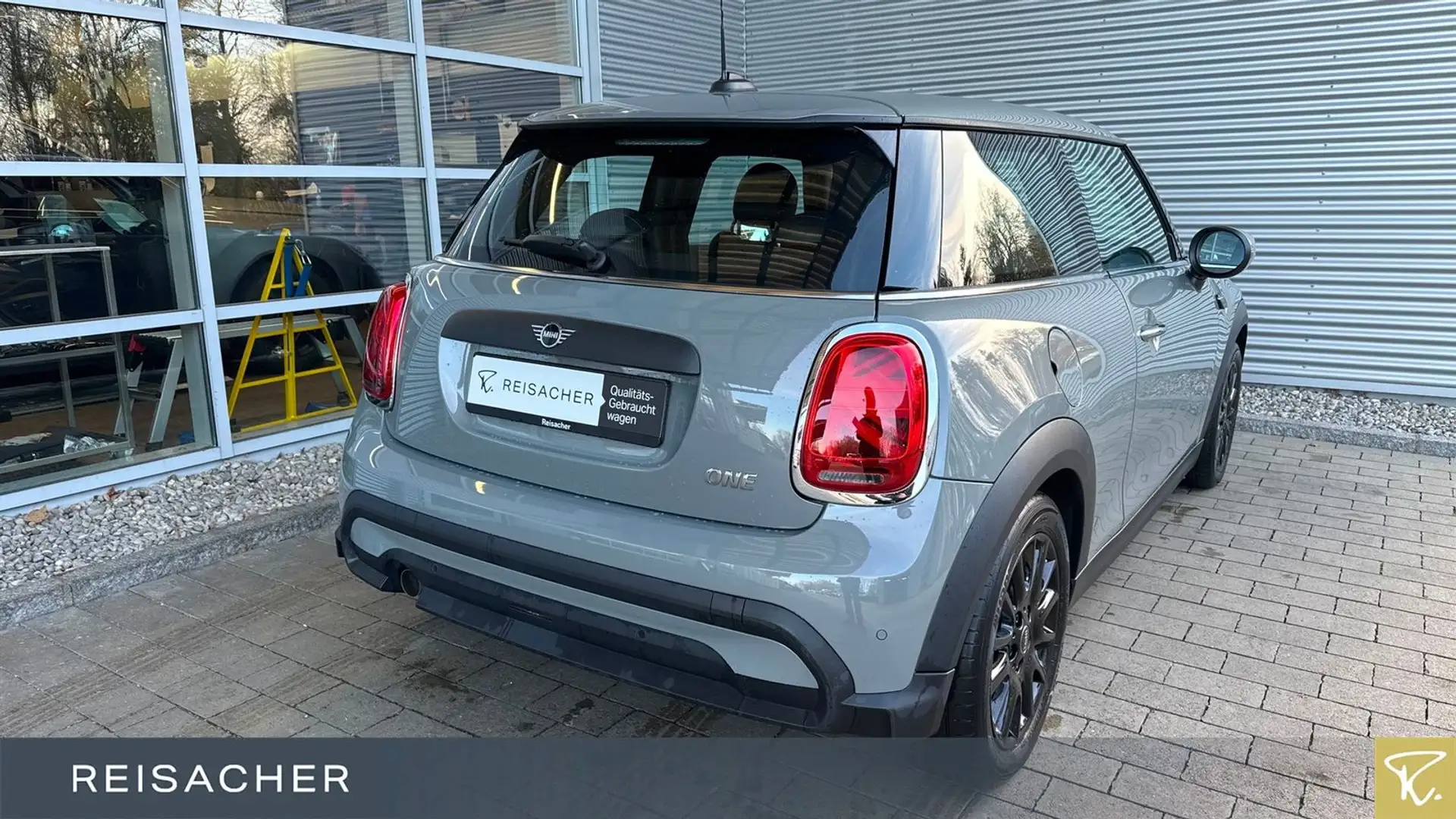 MINI One One Classic-Trim Navi DAB LED Sportsitz 16"LM Grau - 2