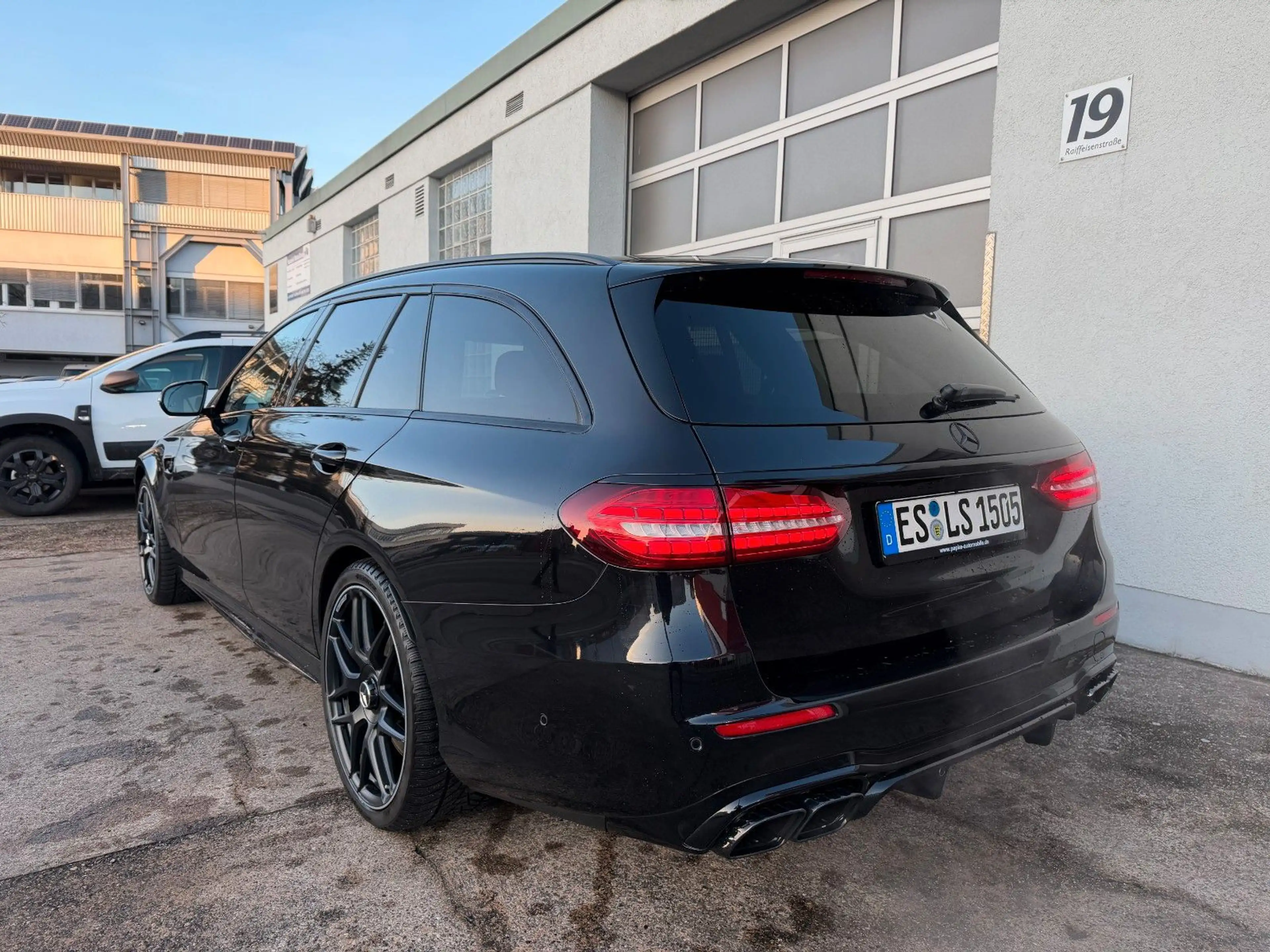 Mercedes-Benz E 63 AMG E 63 S AMG 4Matic — photo 8