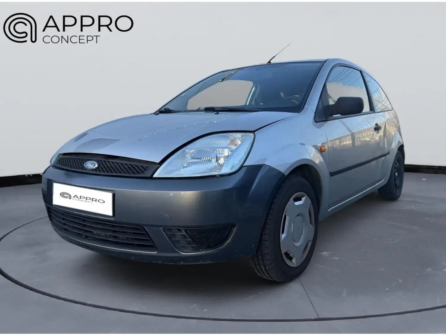Ford Fiesta Fiesta 1.3i 2002 BERLINE Senso PHASE 1 Gris - 1