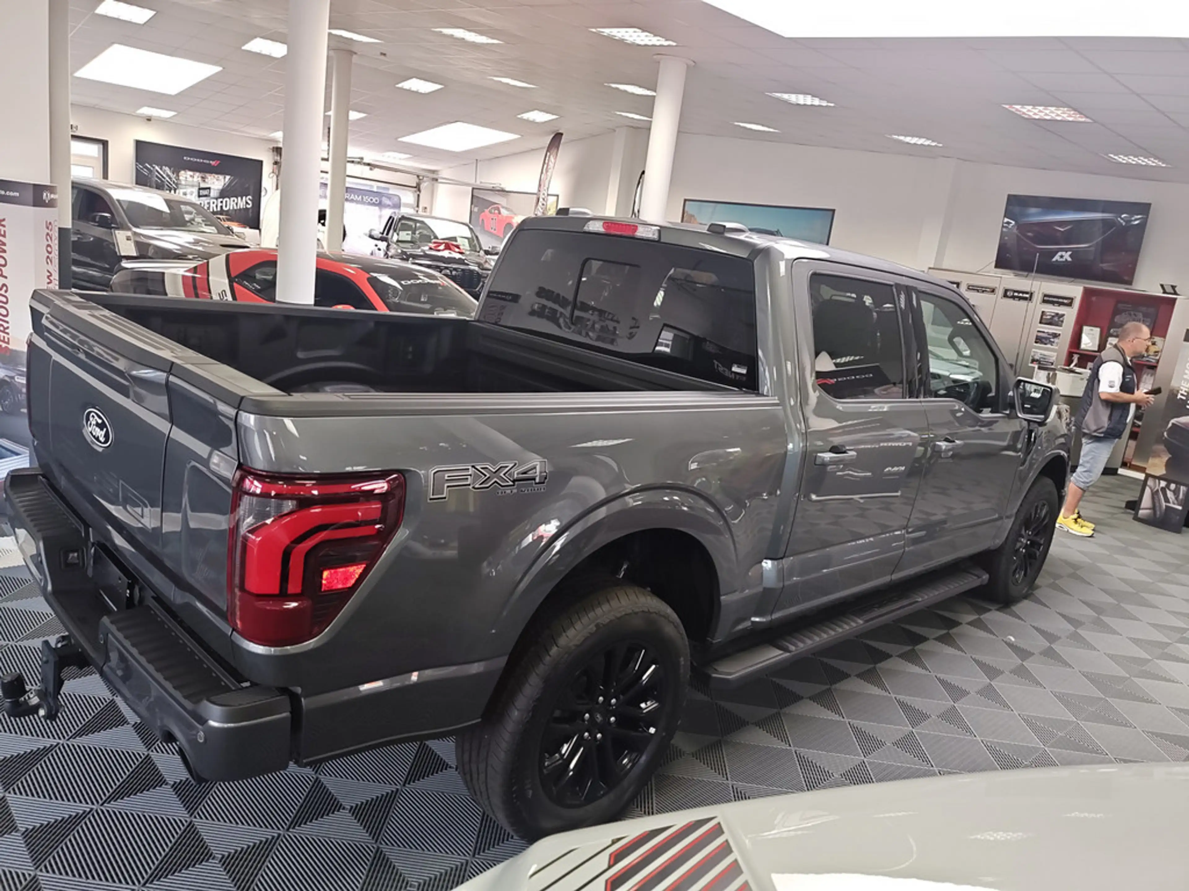 Ford F 150 Lariat V8 Supercrew B&O Head-Up FX4 LPG mgl. — photo 5