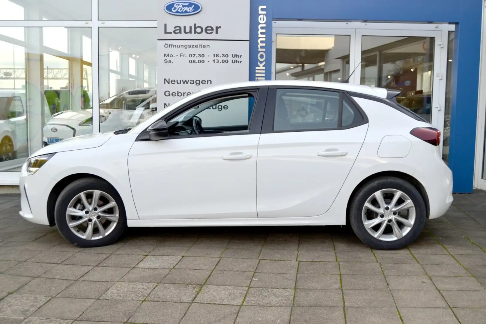 Opel Corsa Corsa 1,2 Elegance 5t Klima Navi LMF LED PDC Wit - 2