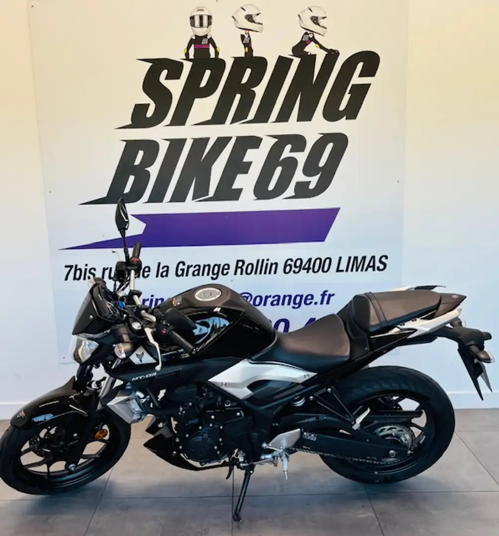 Yamaha MT-03 Noir - 1
