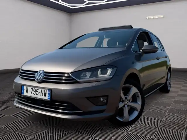 Volkswagen Golf Sportsvan Highline BlueMotion Tech