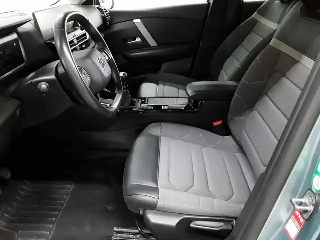 Citroen C4 view 7