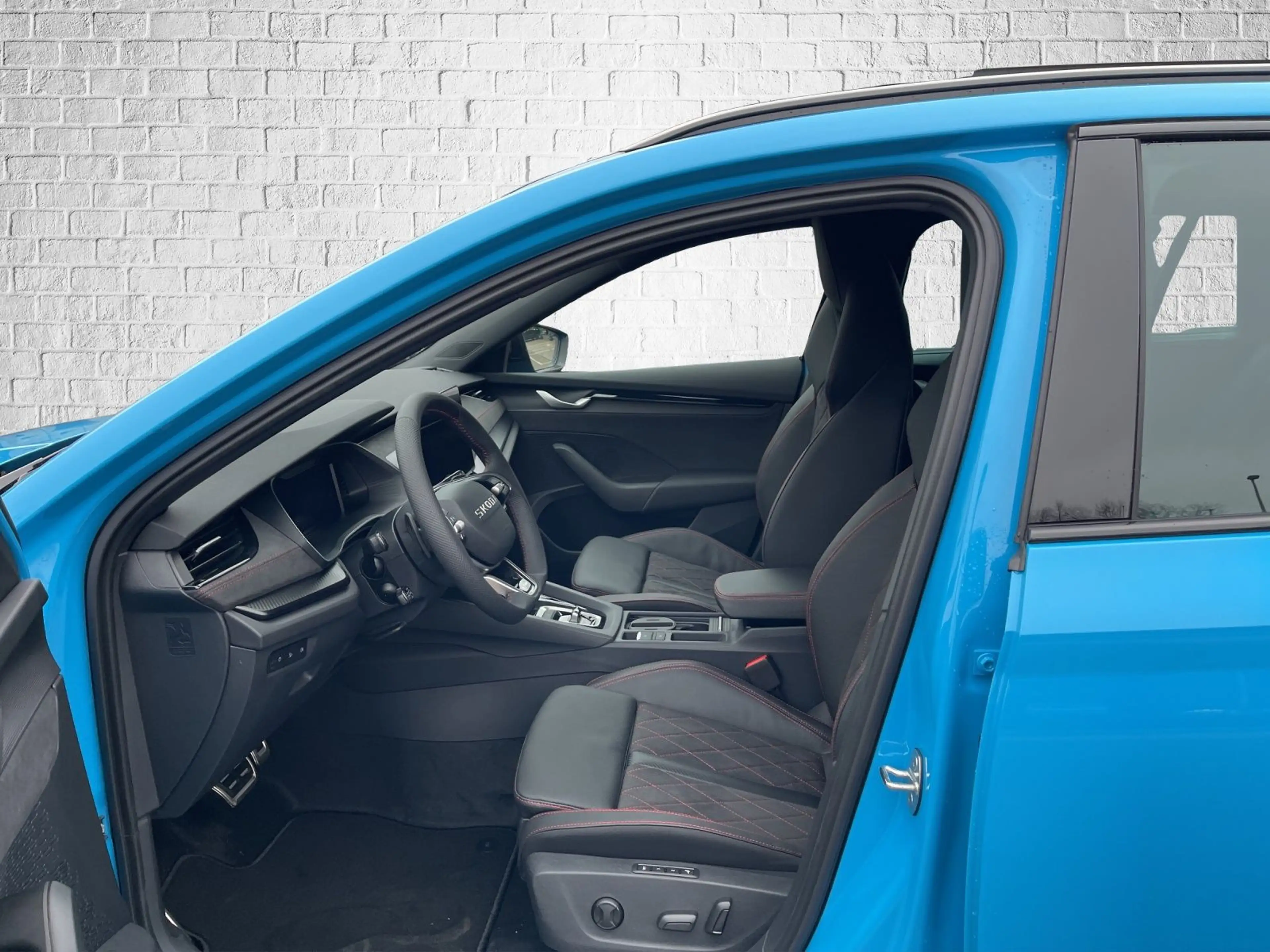 Skoda Octavia Combi 2.0 TSI DSG- RS — photo 9