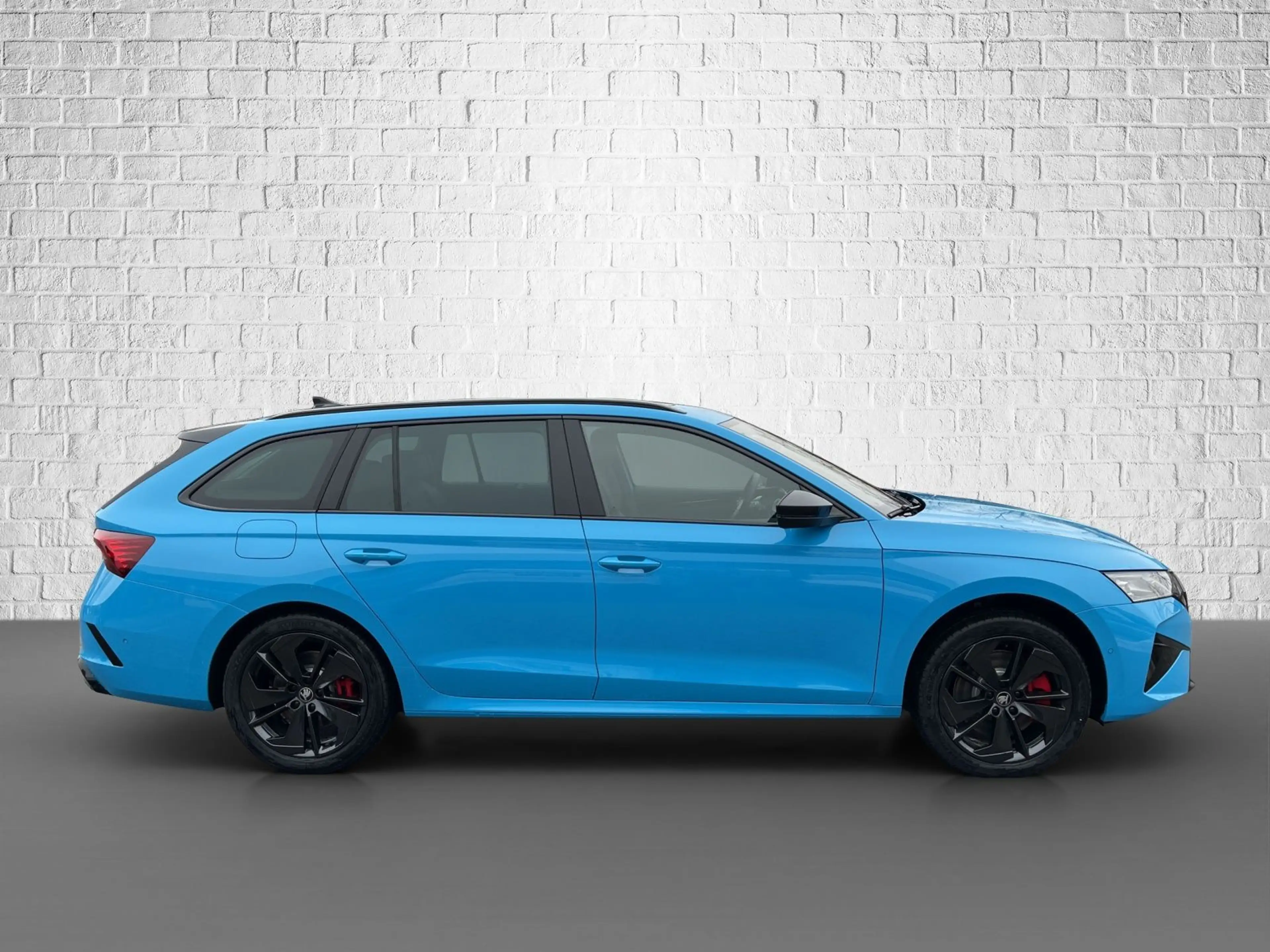 Skoda Octavia Combi 2.0 TSI DSG- RS — photo 6