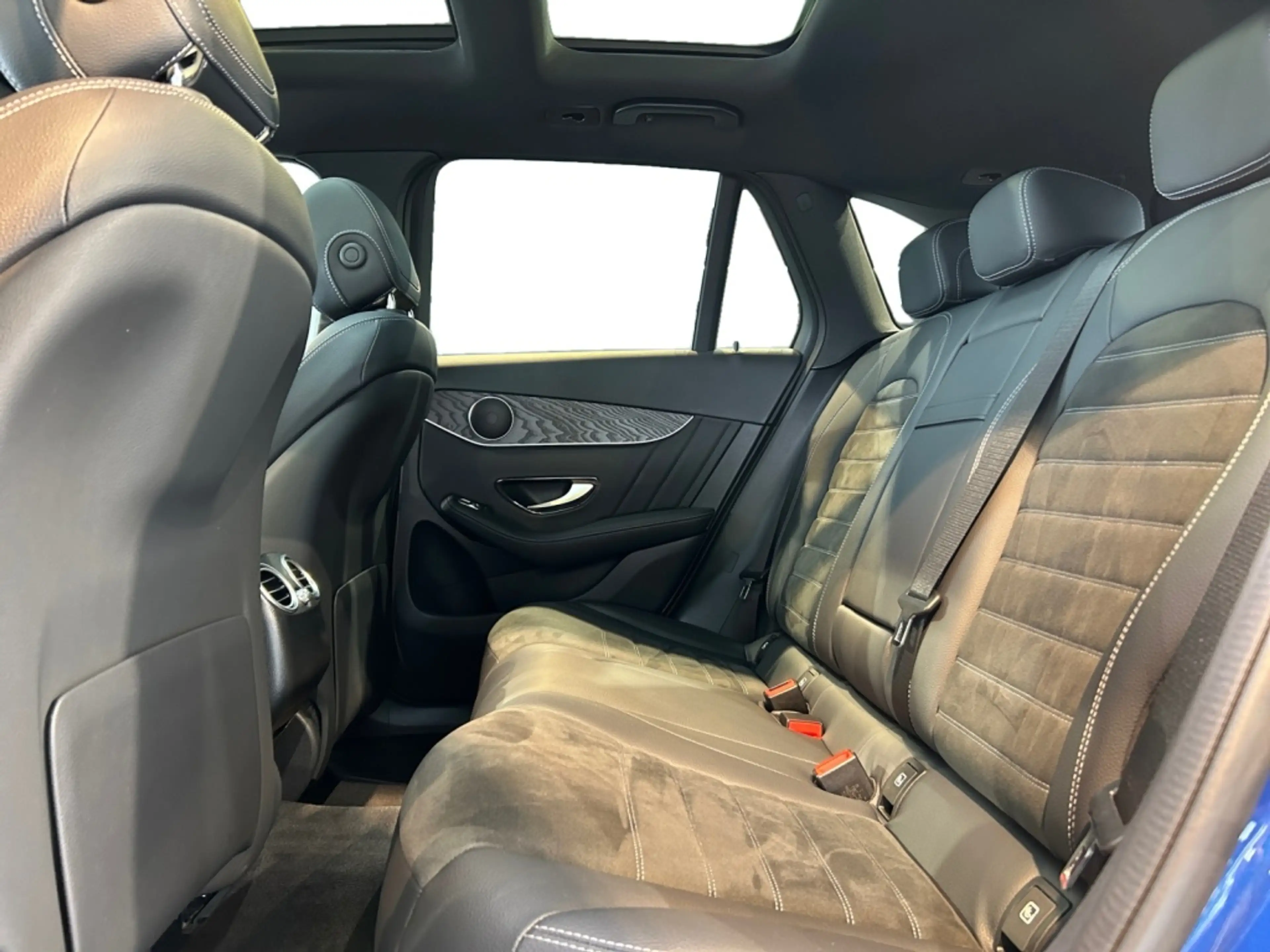 Mercedes-Benz GLC 400 d 4matic AMG AMG+MBUX+Night+Fahrassist — photo 11