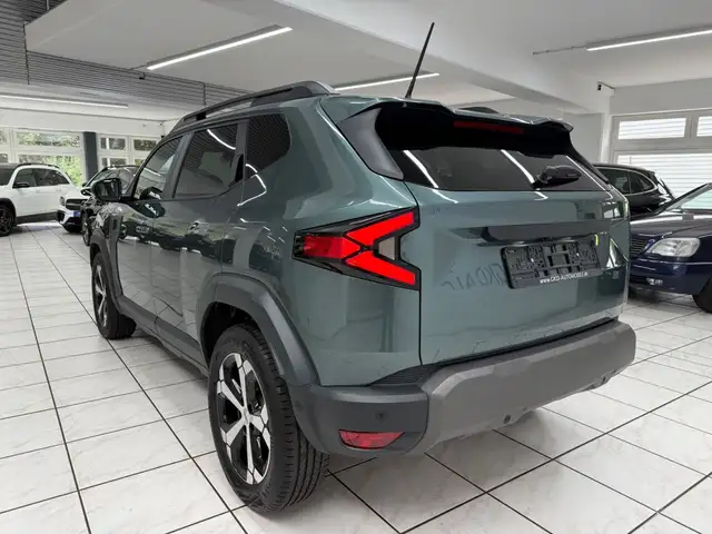 Dacia Duster view 2
