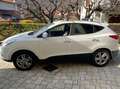 Hyundai iX35 2.0 crdi Comfort 4wd White - thumbnail 4