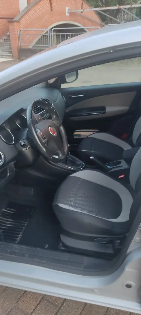 Fiat Bravo Bravo II 1.6 mjt Easy 105cv E5+ Plateado - 2