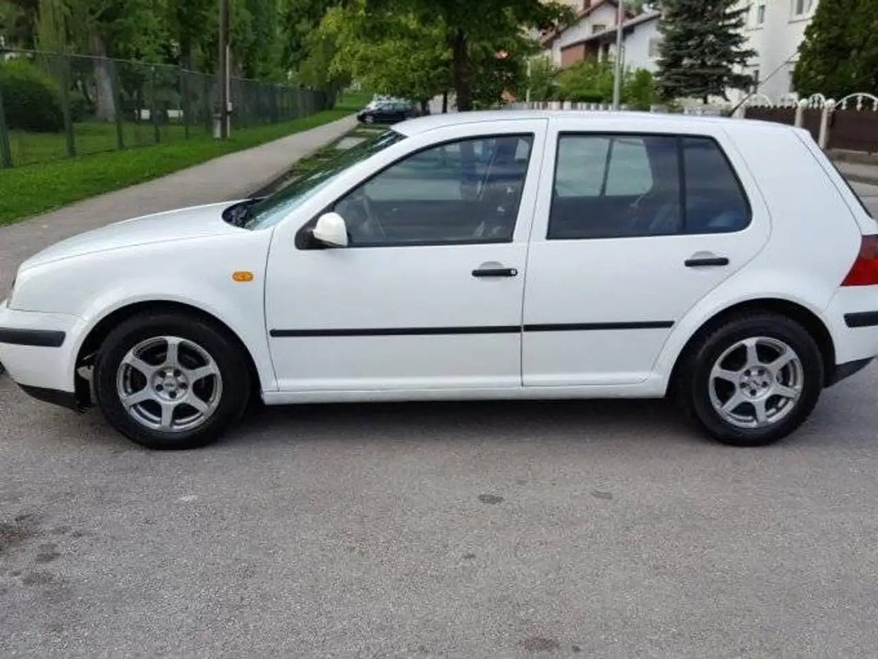 Volkswagen Golf 1.9 SDI