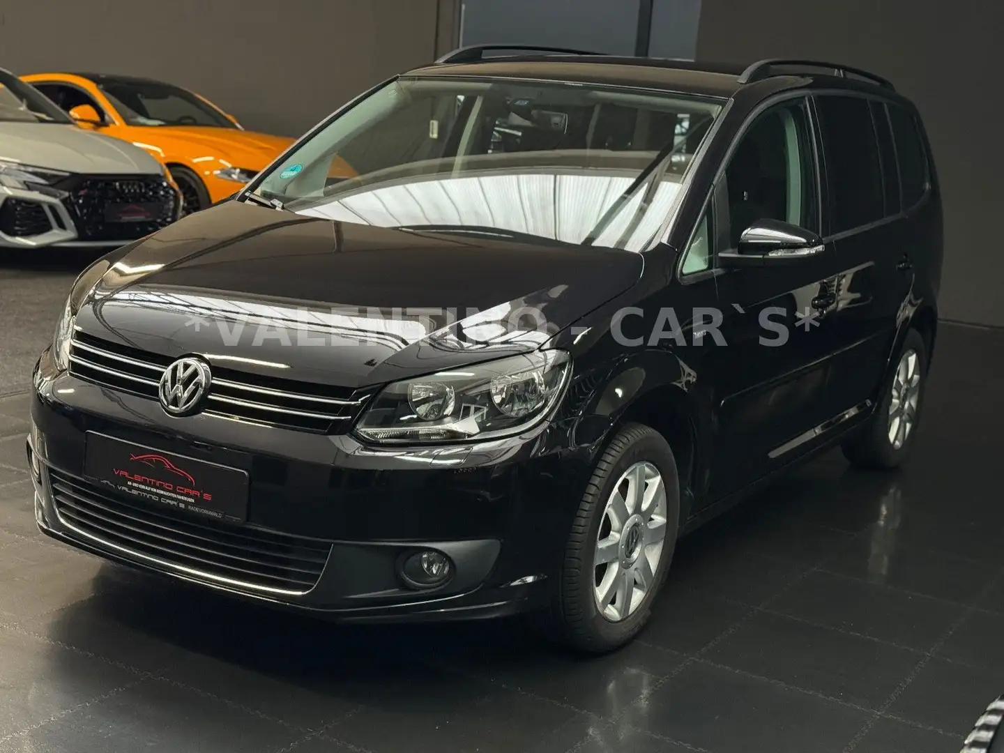 Volkswagen Touran Match/7-Sitzer/AHK/Shz/Temp./6Gang/Müdigk - 2