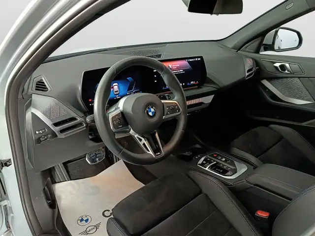 BMW 1 Series view 7