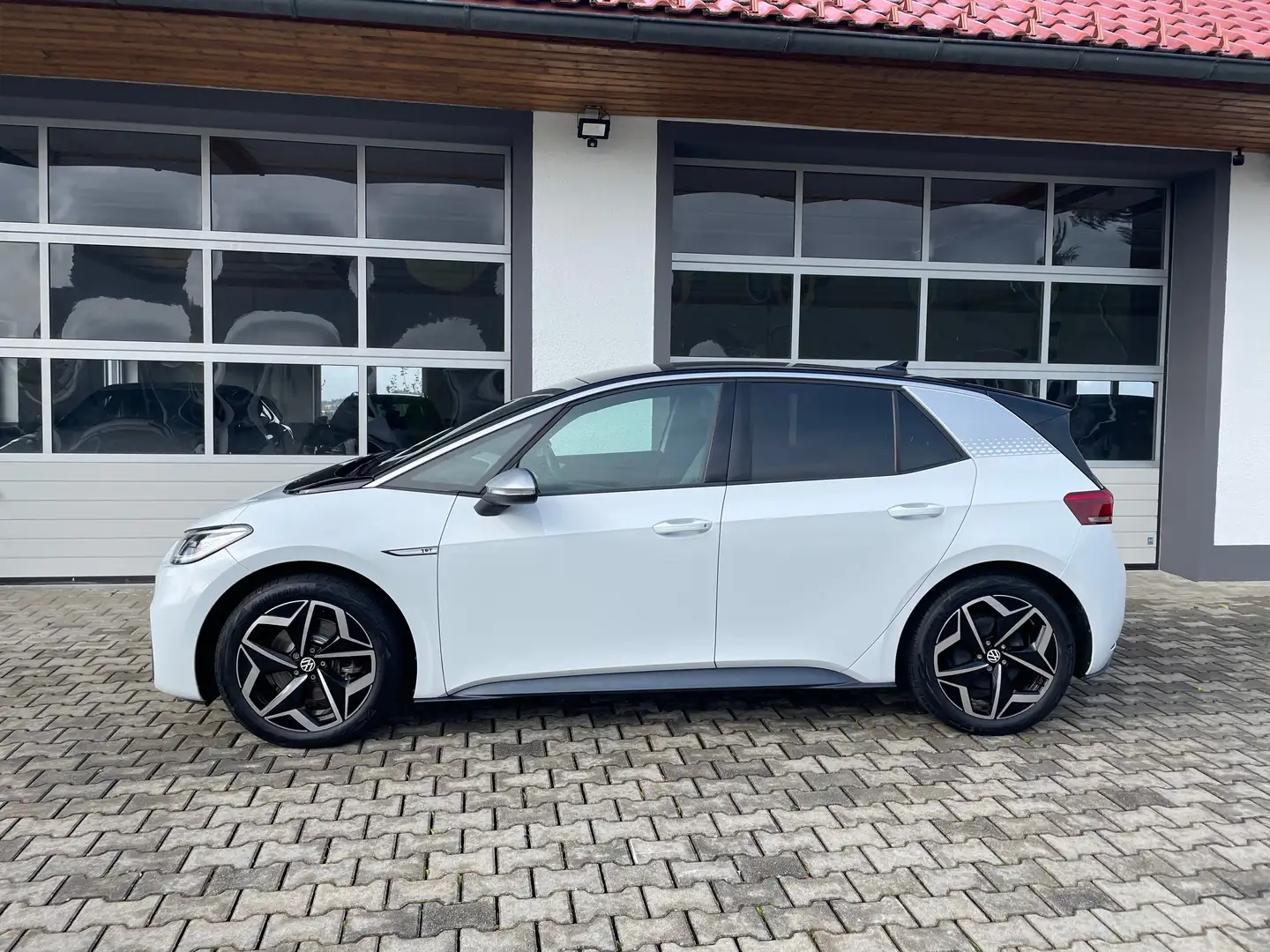 Volkswagen ID.3 Pro Performance 150 kW *LED*RFK*APP*ACC*NAVI* Weiß - 2