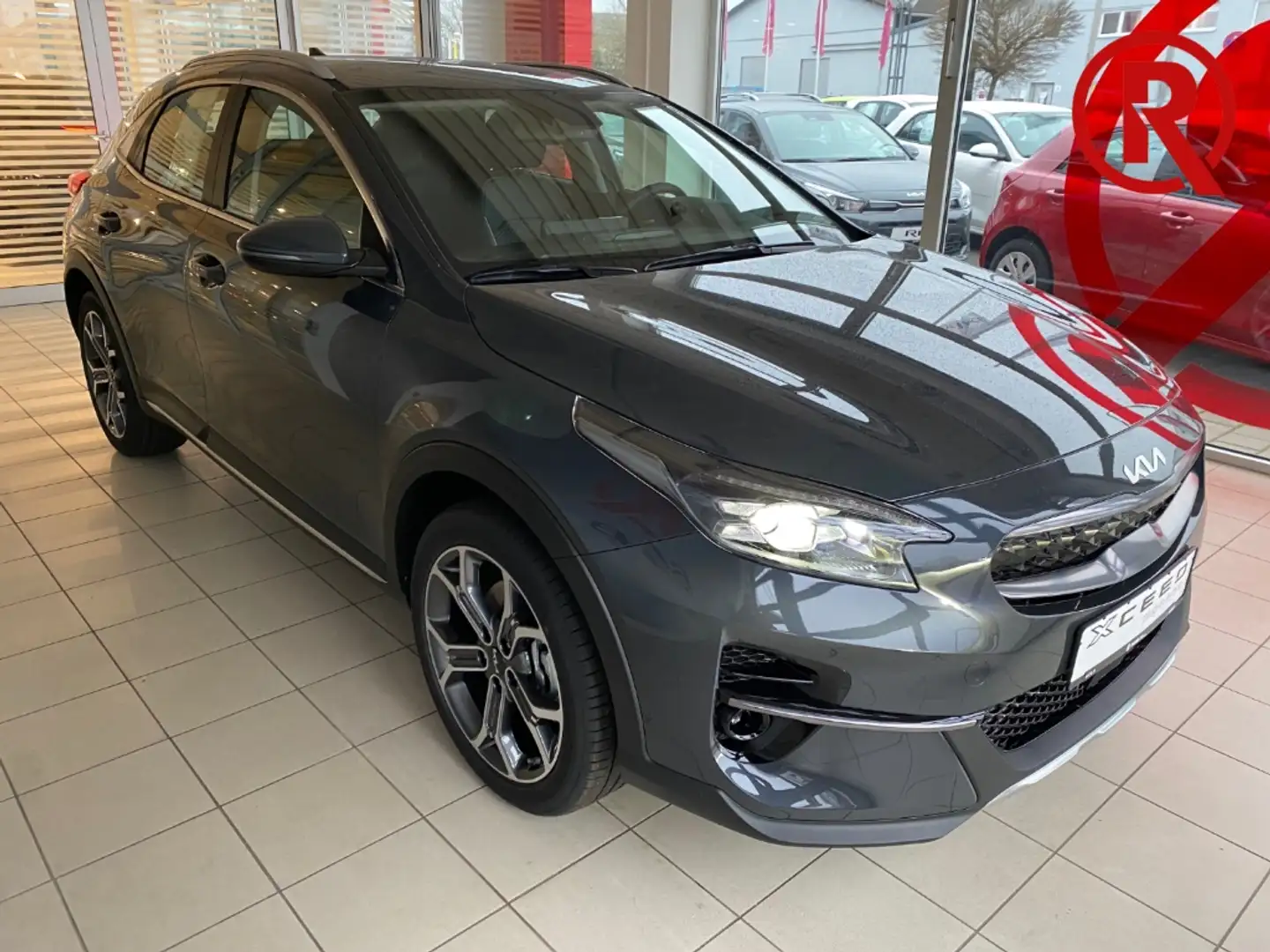 Kia XCeed Plug-in Hybrid 1.6 Spirit Spurhalteass. Mehrzonenk Grau - 2