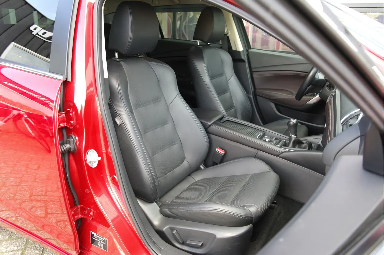 Mazda 6 Sportbreak 2.0 SkyActiv-G 165 Skylease GT | NL-Aut Rouge - 2
