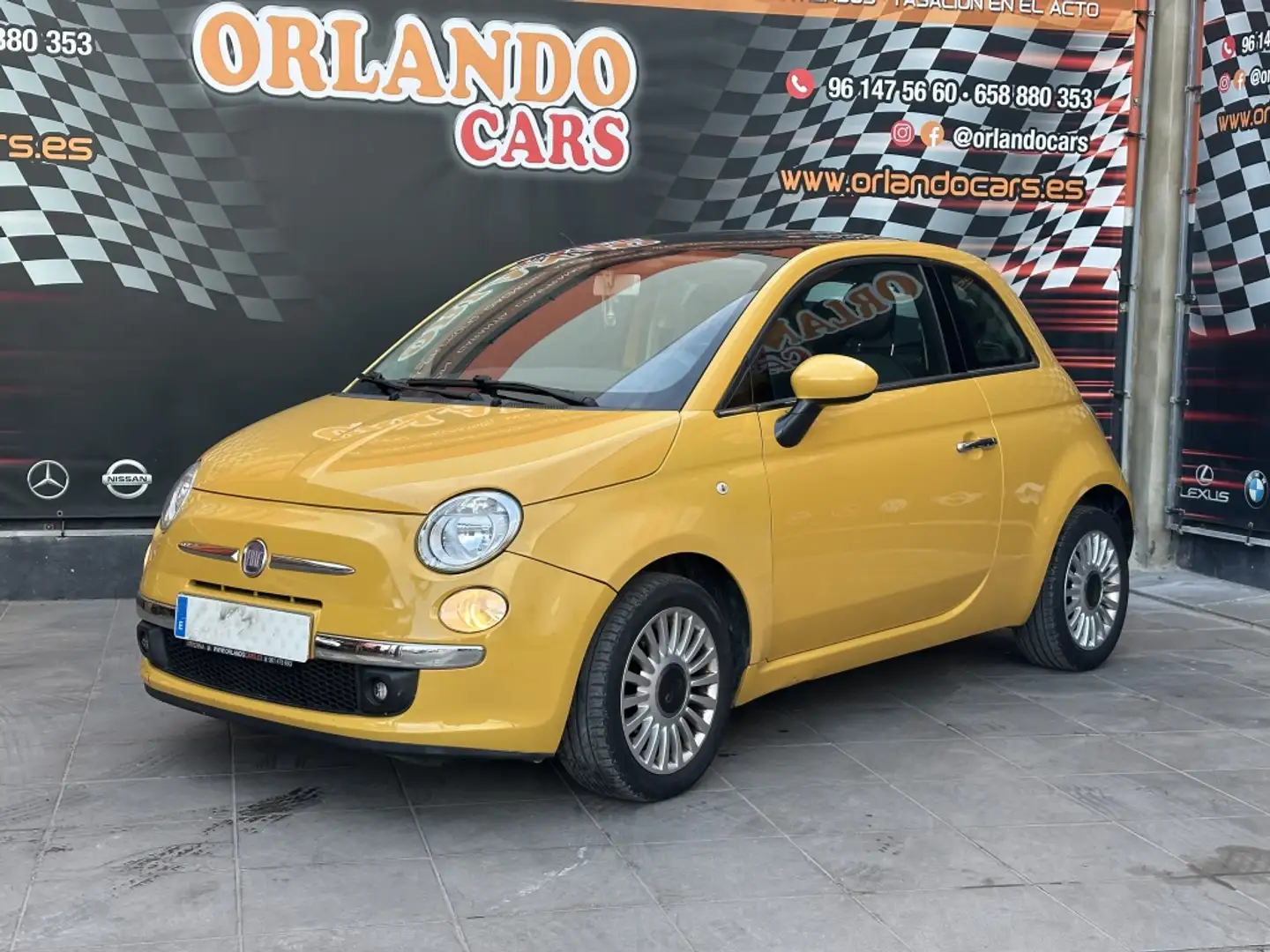 Fiat 500 Pequeño Manual de 3 Puertas Amarillo - 2