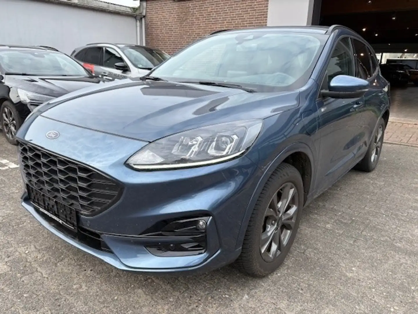 Ford Kuga ST-LINE NAVI / PDC / KAMERA / WINTER-PAKET Blauw - 2