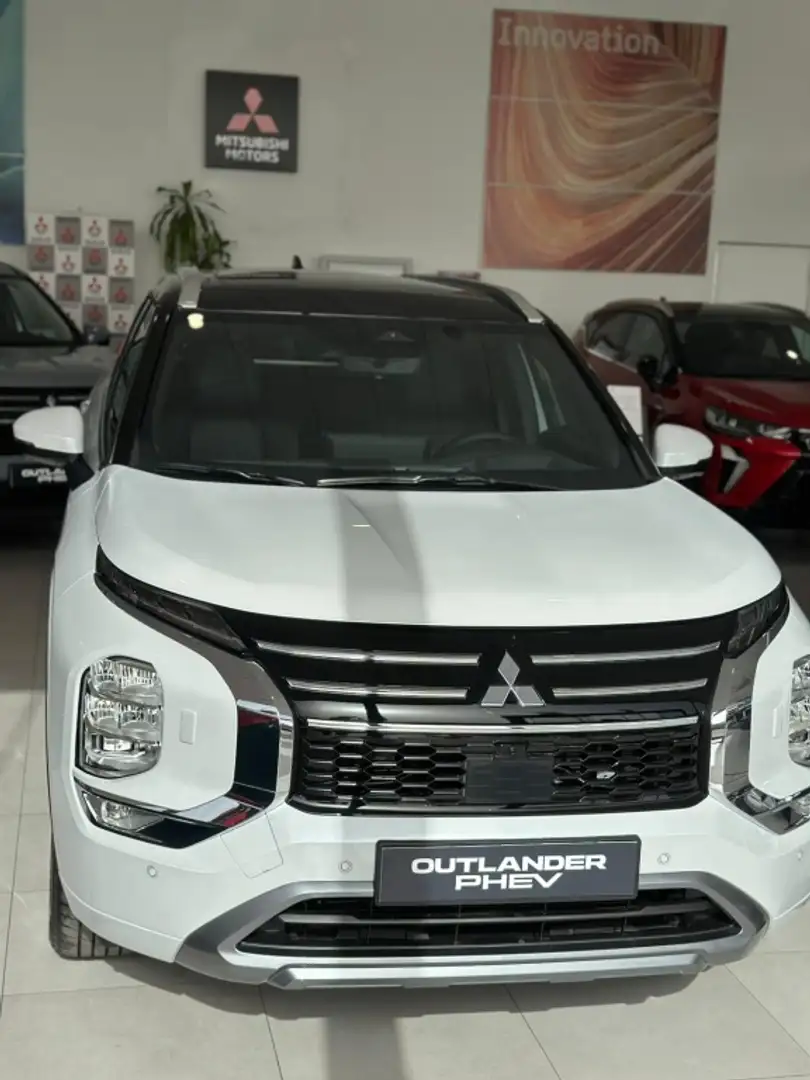 Mitsubishi Outlander PHEV Kaiteki+ 4WD Blanco - 1