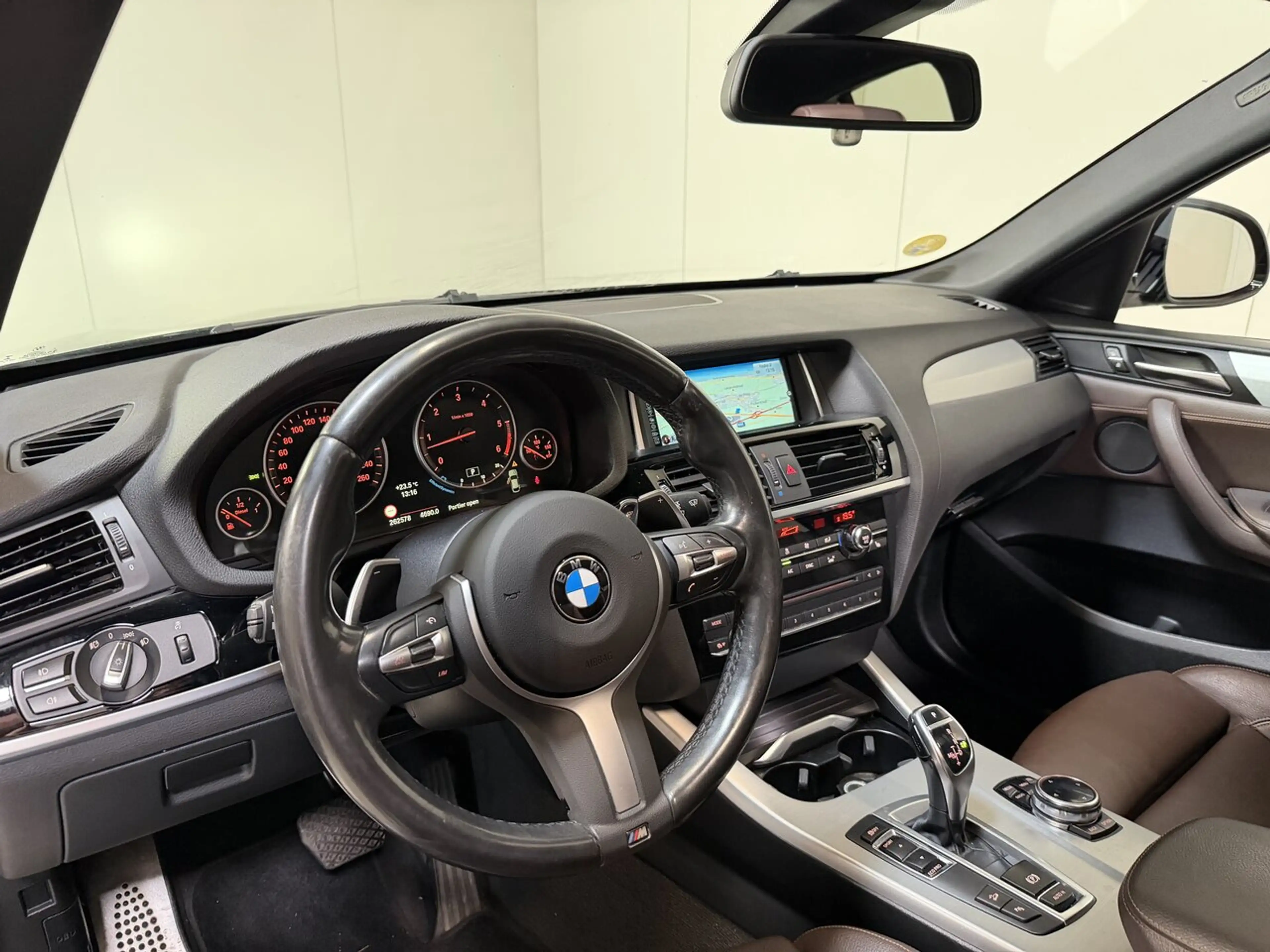 BMW X4 xDrive 30d M-Pack - GPS - Goede Staat — photo 19
