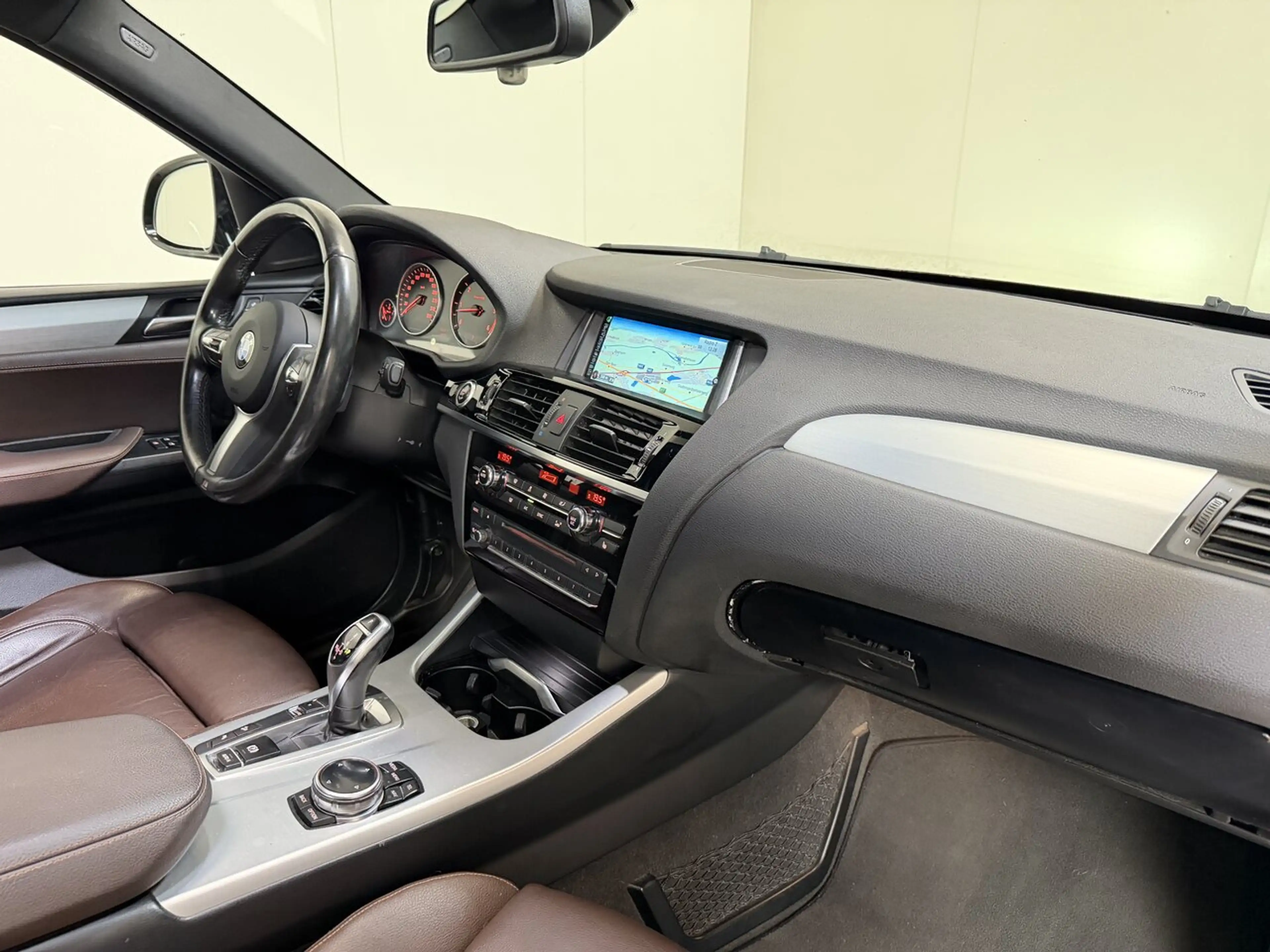 BMW X4 xDrive 30d M-Pack - GPS - Goede Staat — photo 13