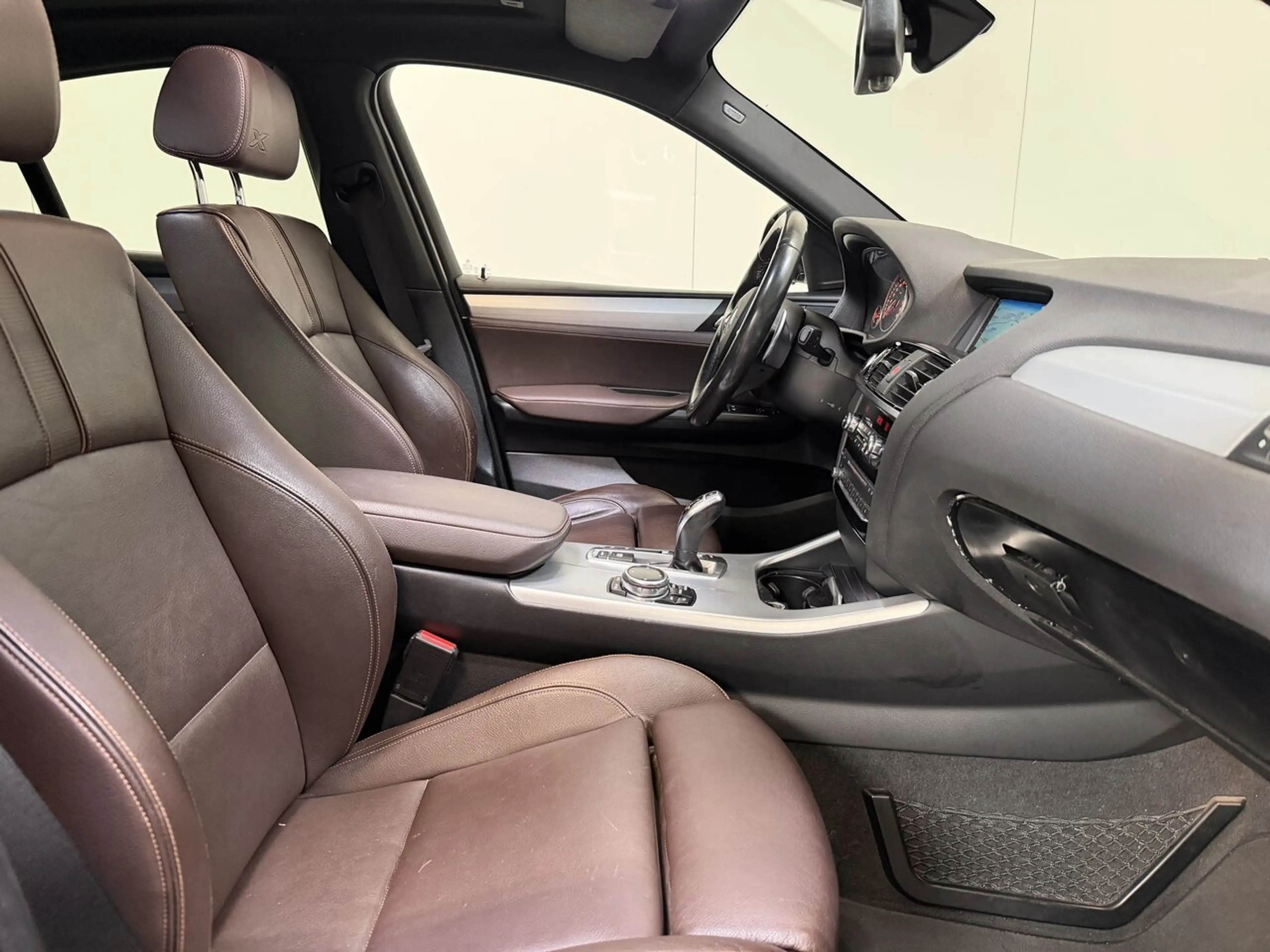 BMW X4 xDrive 30d M-Pack - GPS - Goede Staat — photo 2