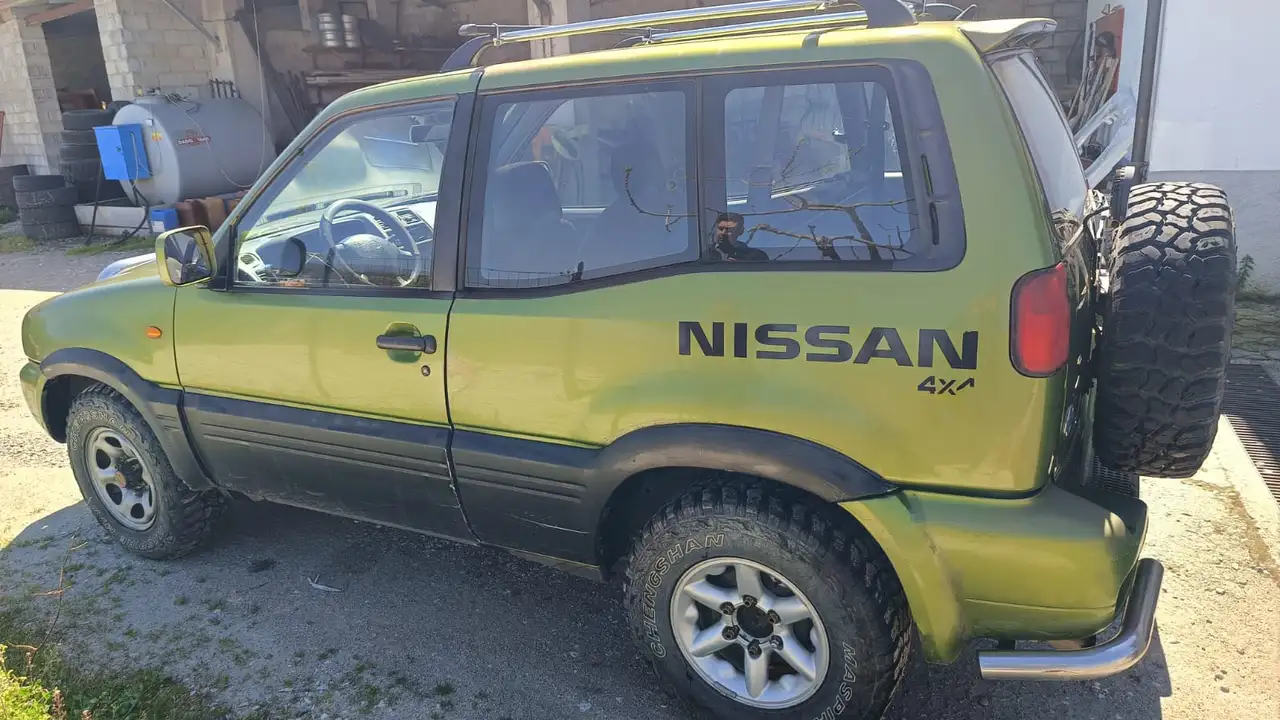 Nissan Terrano 3p 2.7 td, foto 10