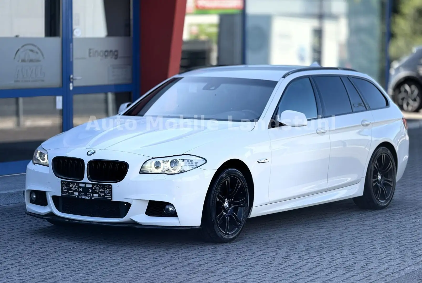 BMW 525 D*XDRIVE*M-SPORTPAKET*LED*XENON*NAVI*PDC*ALU* Wit - 1