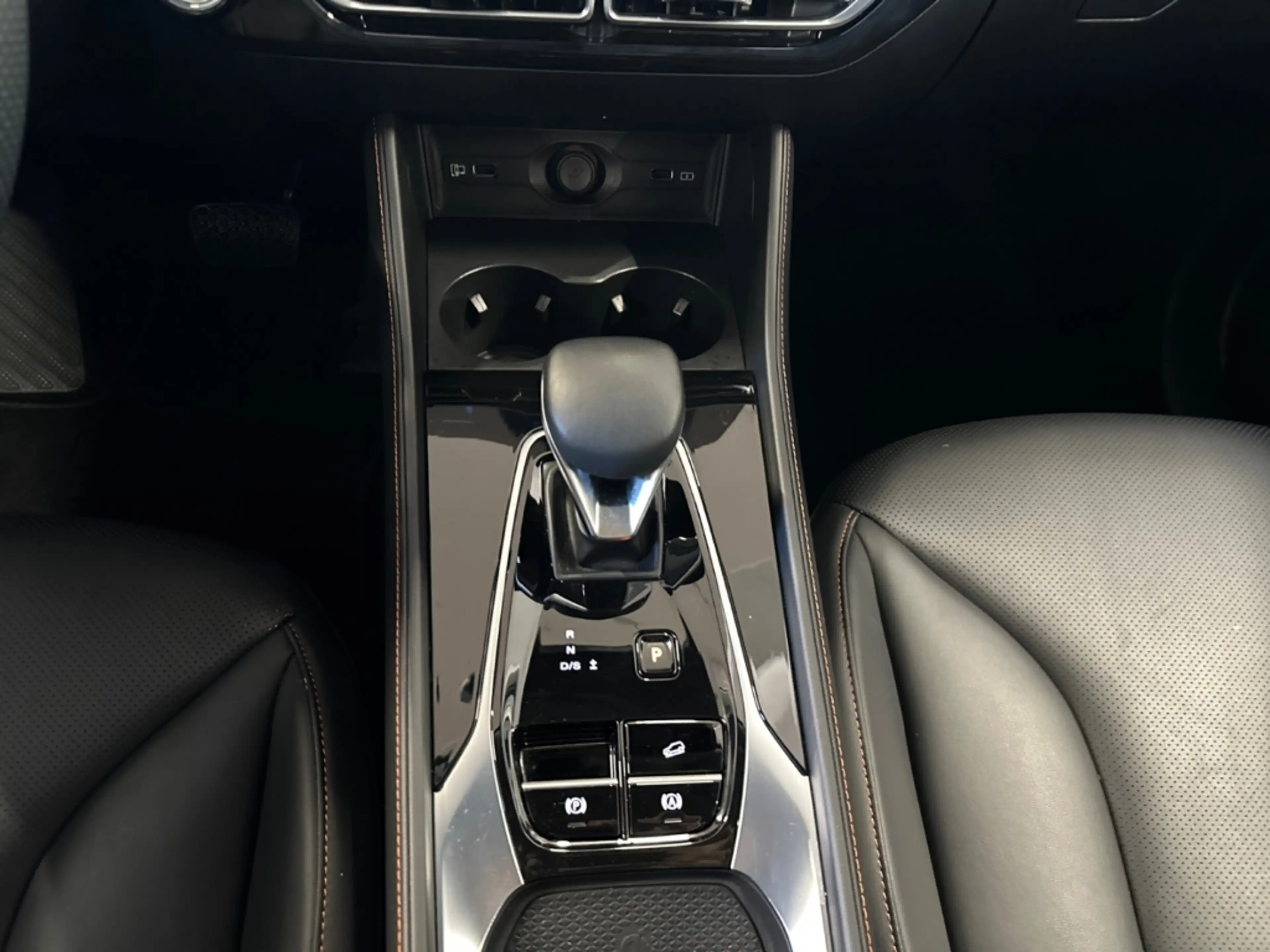 MG HS 1.5 T Luxury DCT *LED*360°*ACC*SHZ*el. Sitze* — photo 12