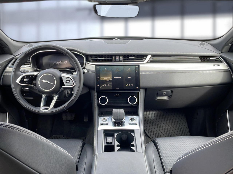 Jaguar F-Pace D200 AWD R-Dynamic S — photo 17