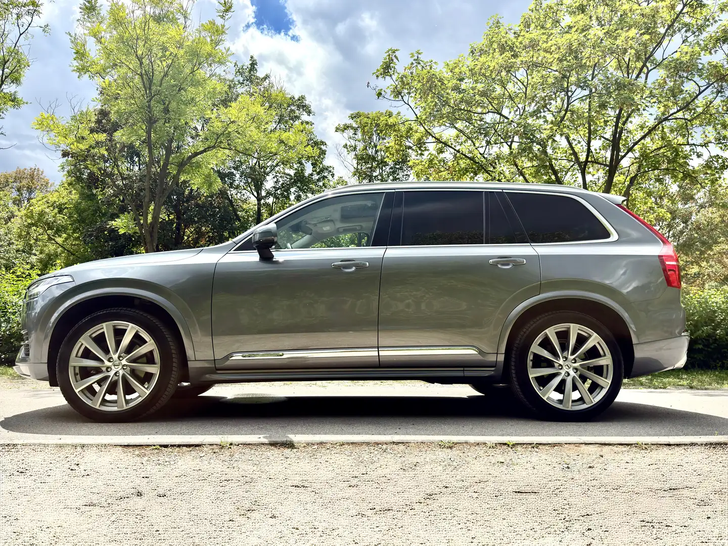 Volvo XC90 TOP XC90 D5 AWD Inscription mit Standheizung und Panoramadach Grau - 1