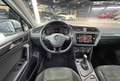 Volkswagen Tiguan 2.0 TDI 150CH CARAT DSG7 ATTELAGE / TOIT OUVRANT / CAMERA / LED / CARPLAY Grau - thumbnail 18
