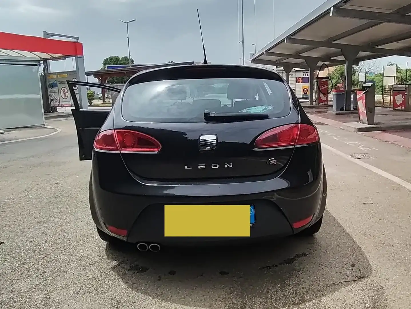 SEAT Leon Leon 2.0 tdi FR dpf Nero - 2