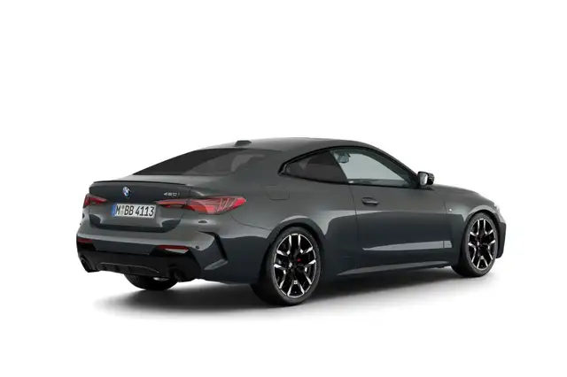 BMW 4 Series view 2