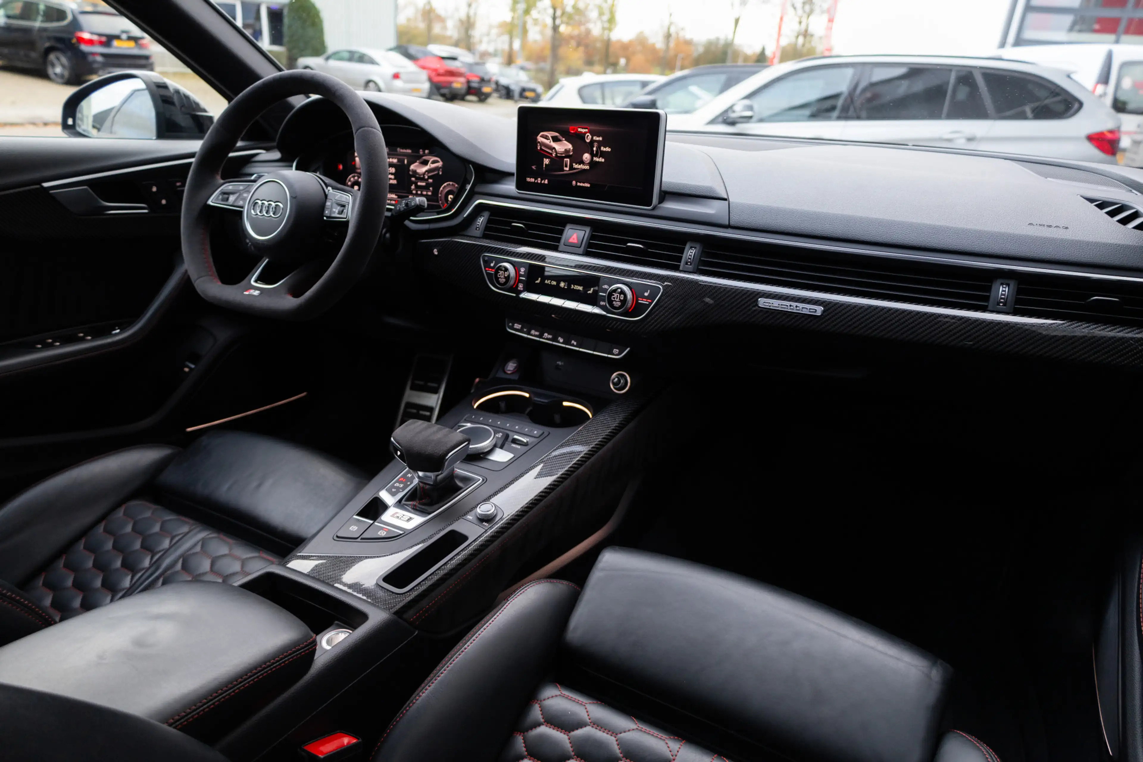 Audi RS4 Avant 2.9 TFSI 451 pk Quattro S-Line /RS-Stoelen/ — photo 20