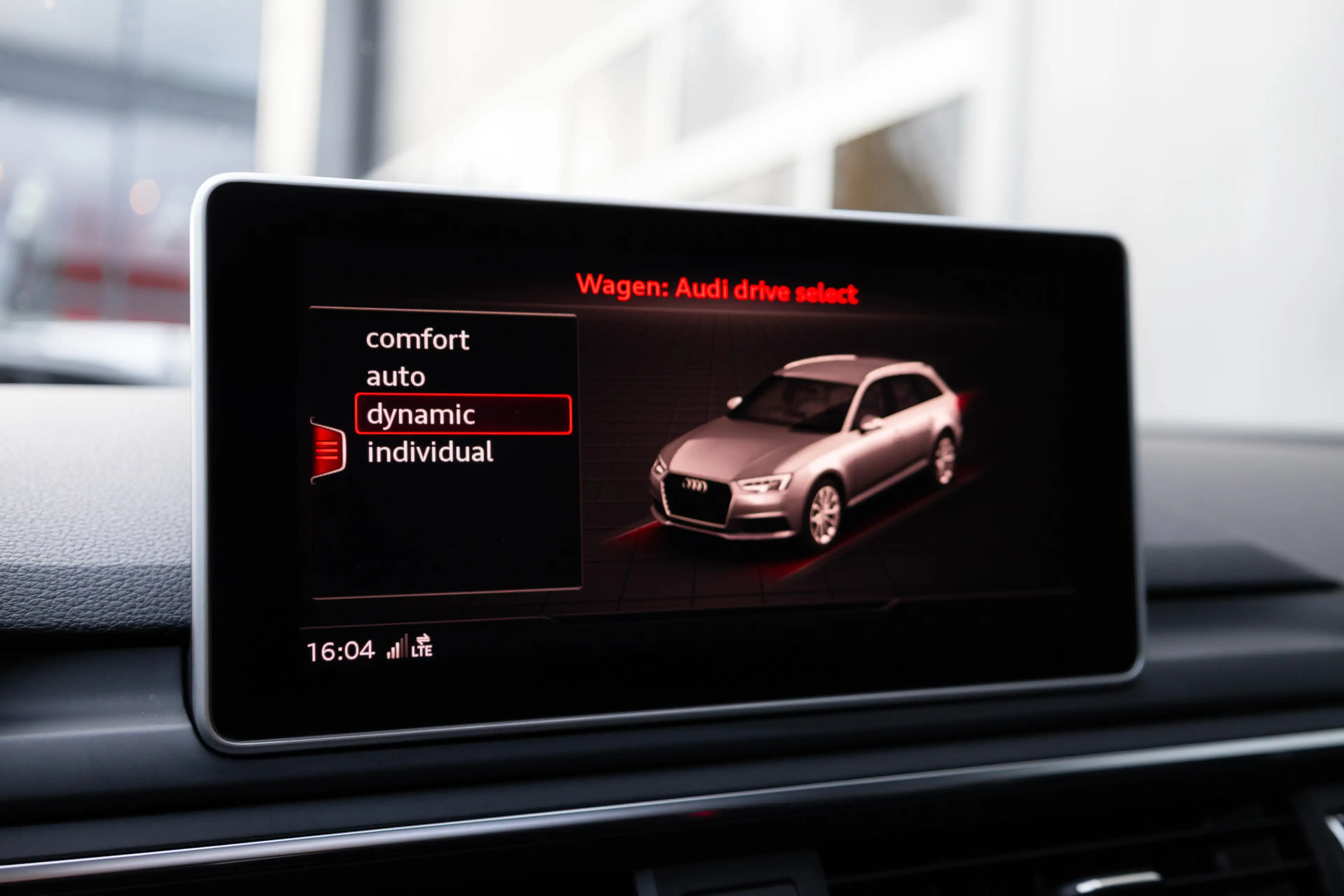 Audi RS4 Avant 2.9 TFSI 451 pk Quattro S-Line /RS-Stoelen/ — photo 48