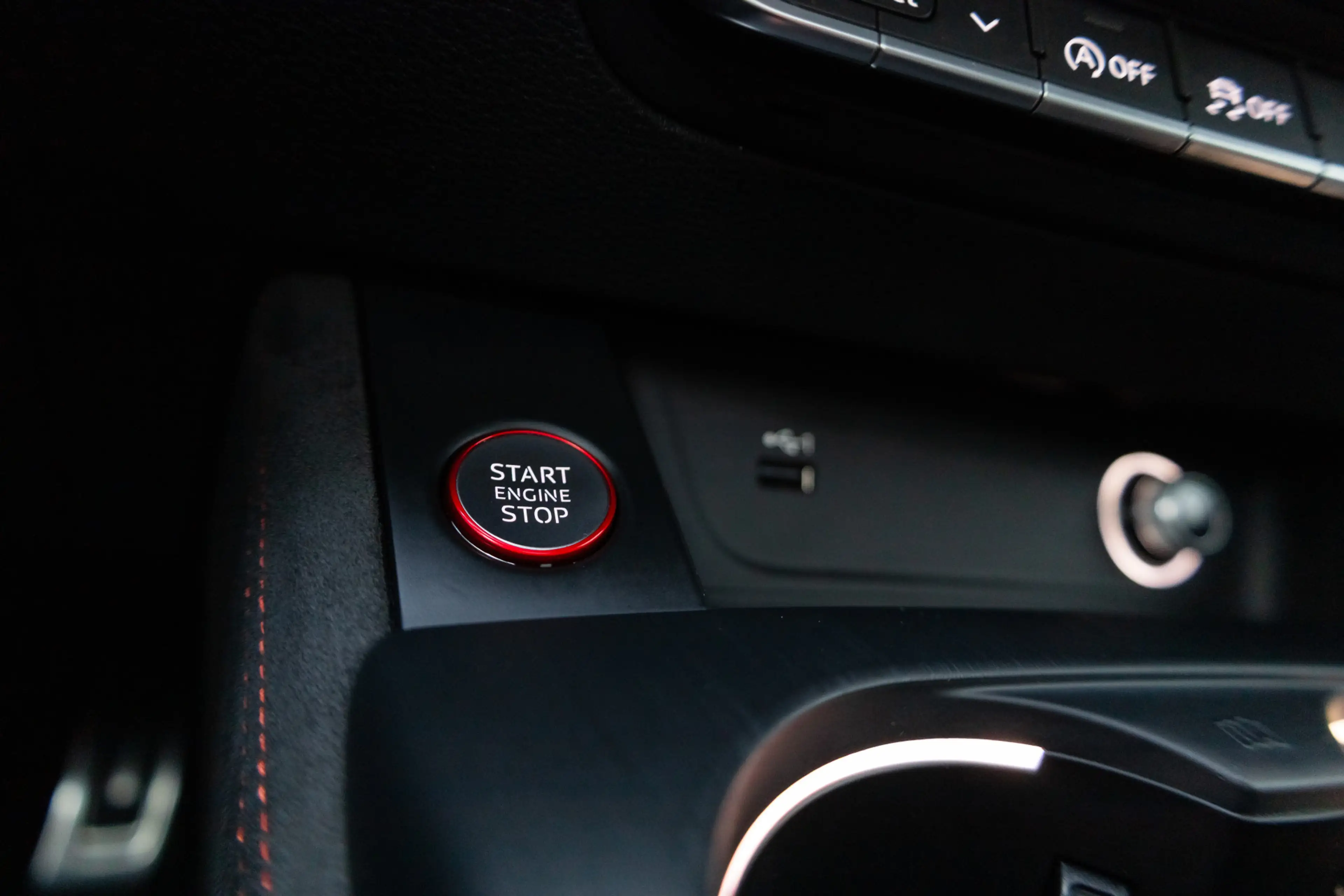 Audi RS4 Avant 2.9 TFSI 451 pk Quattro S-Line /RS-Stoelen/ — photo 39