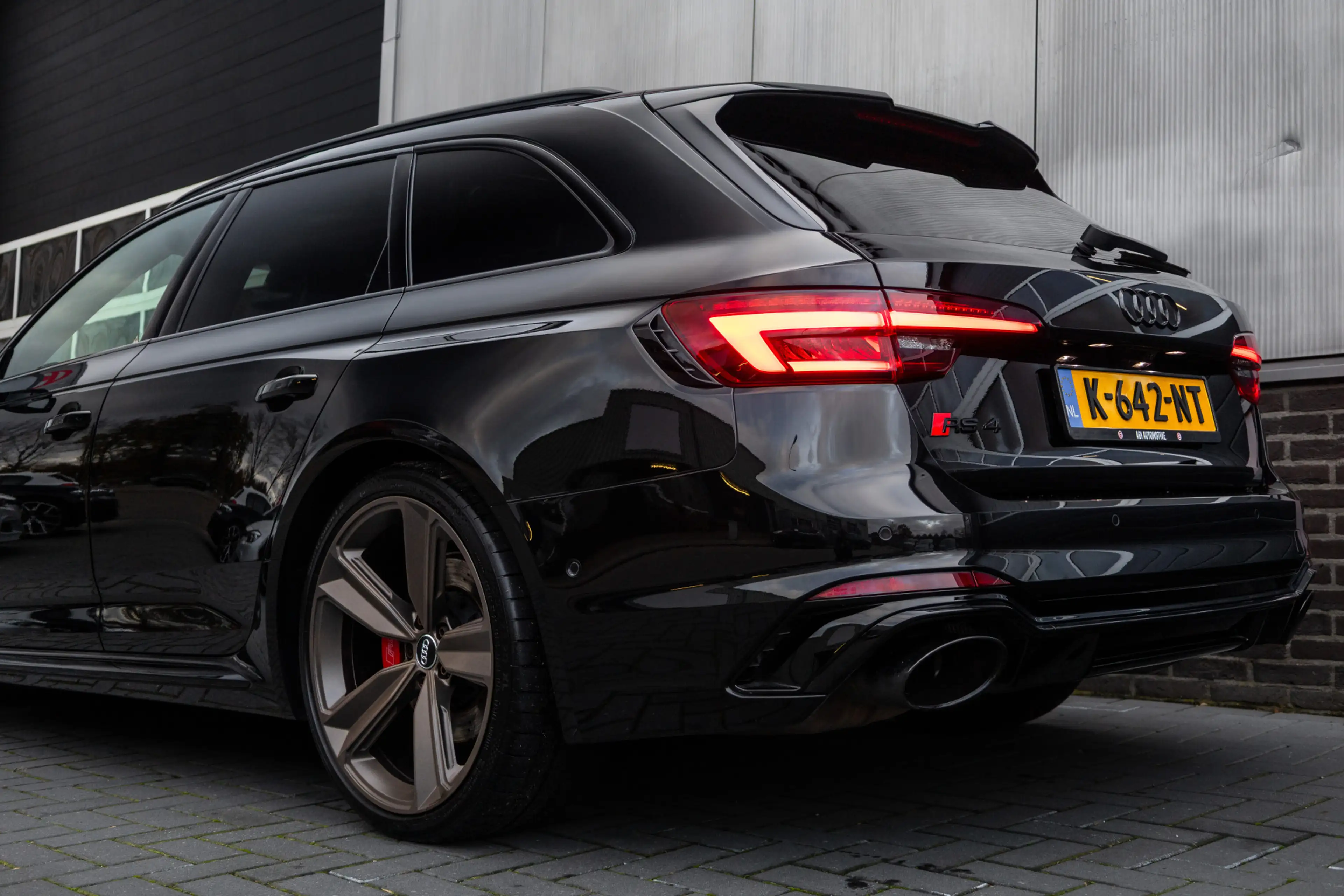 Audi RS4 Avant 2.9 TFSI 451 pk Quattro S-Line /RS-Stoelen/ — photo 10