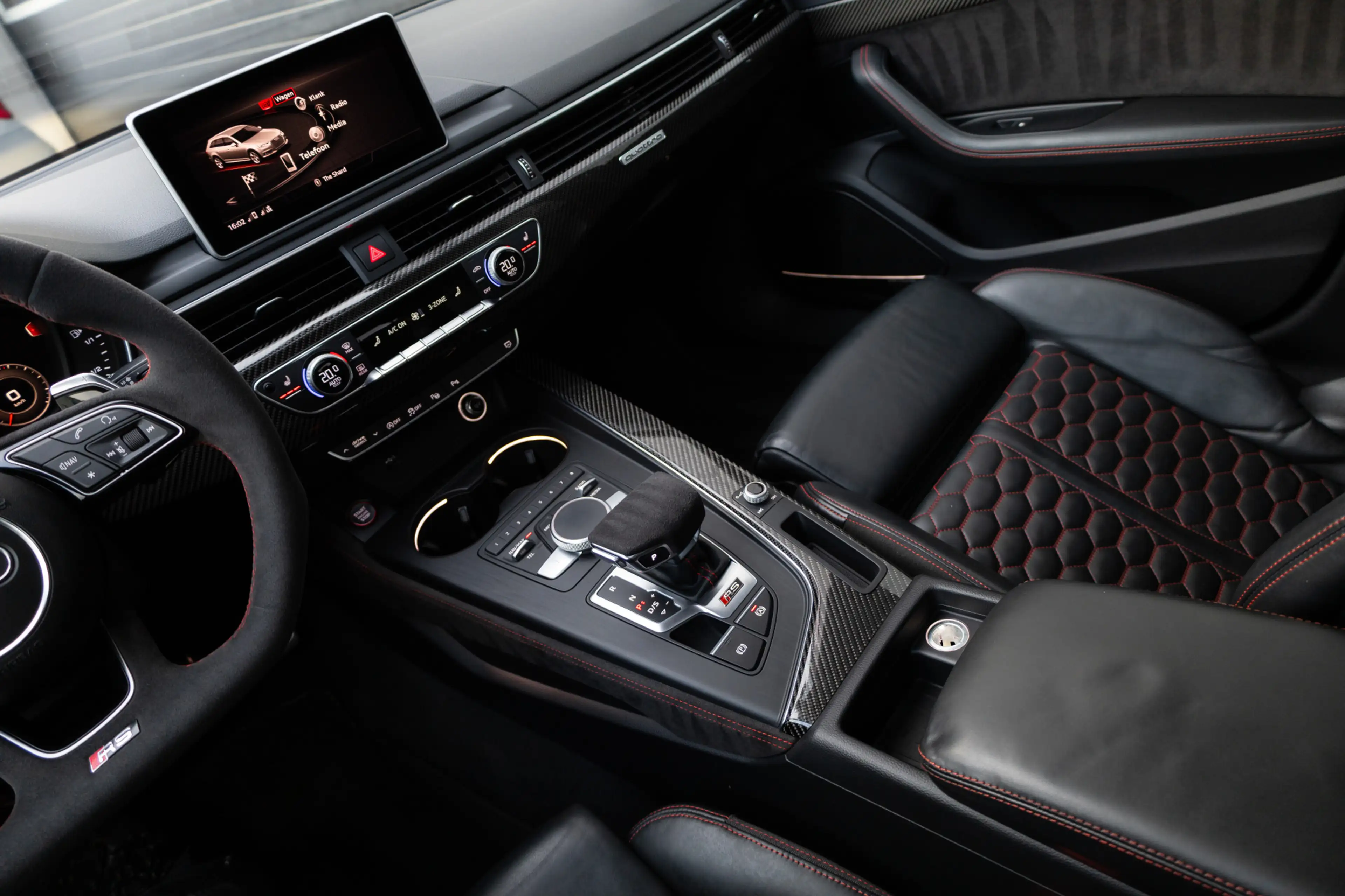 Audi RS4 Avant 2.9 TFSI 451 pk Quattro S-Line /RS-Stoelen/ — photo 32